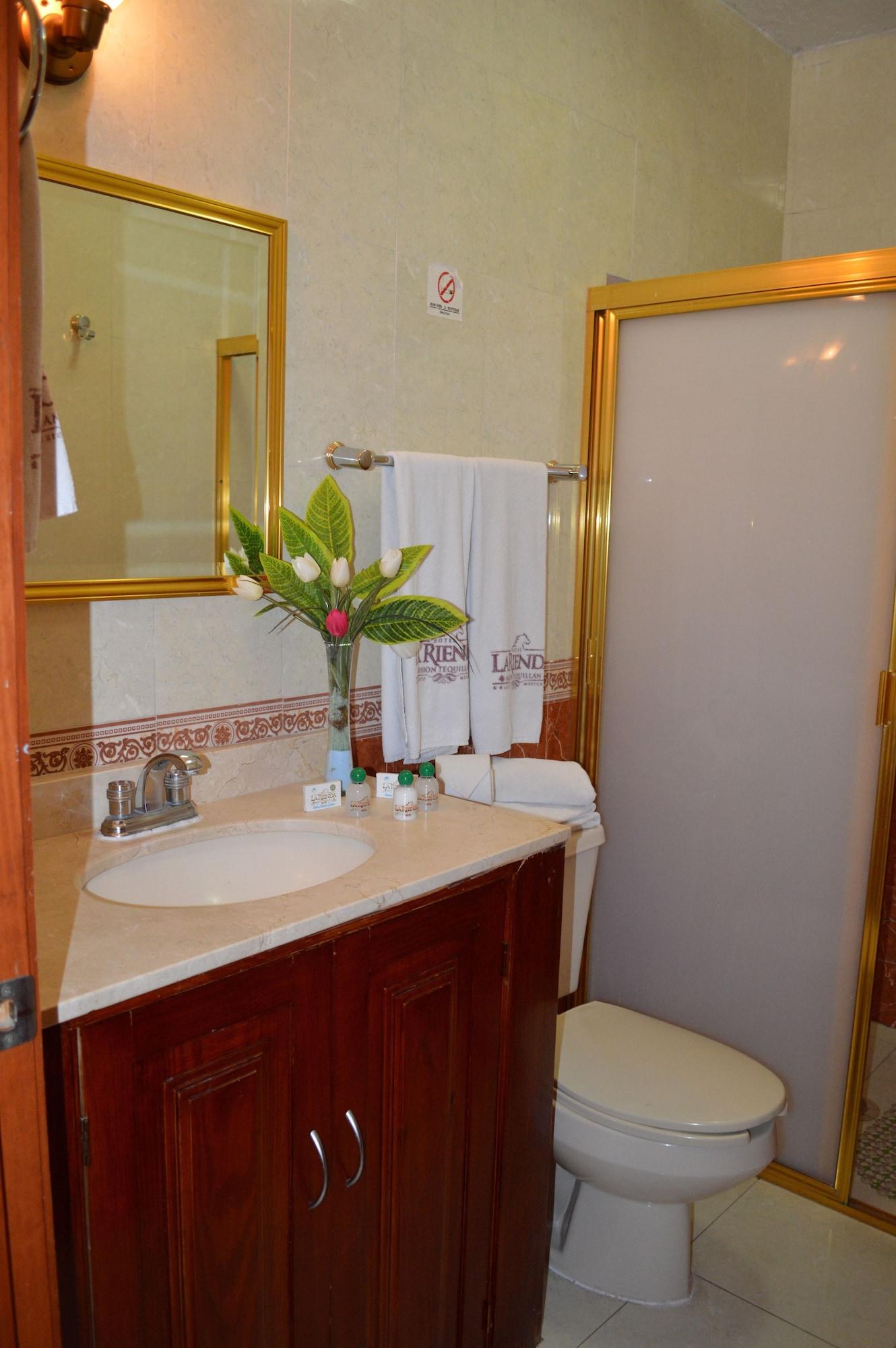 Equipamiento de Habitación Hotel La Rienda Misión Tequillan