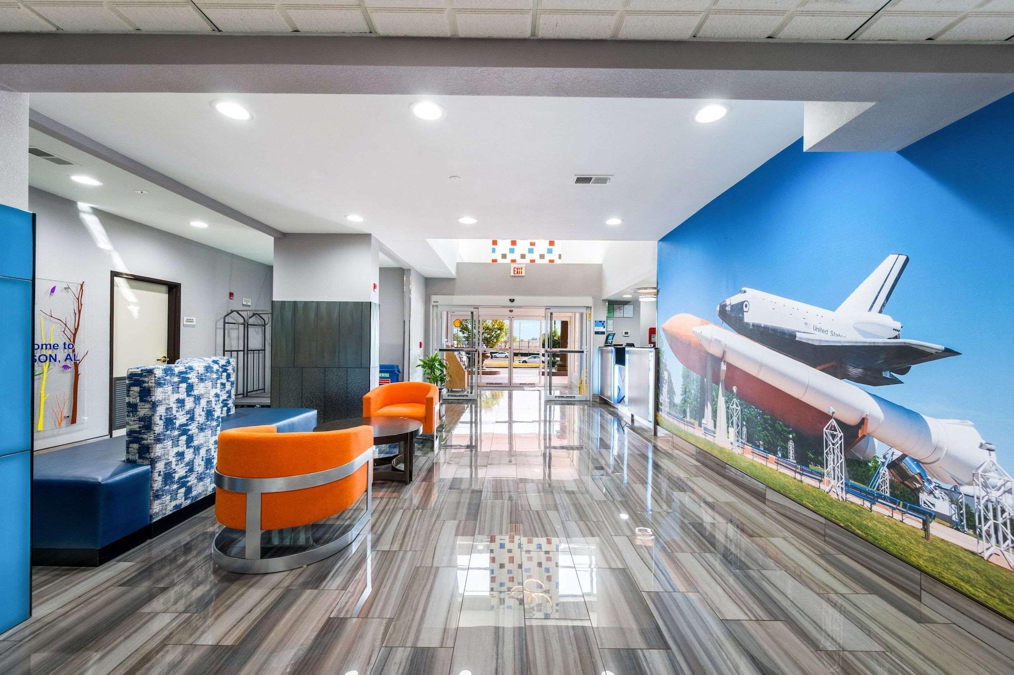 Vista Lobby Clarion Pointe Madison Huntsville