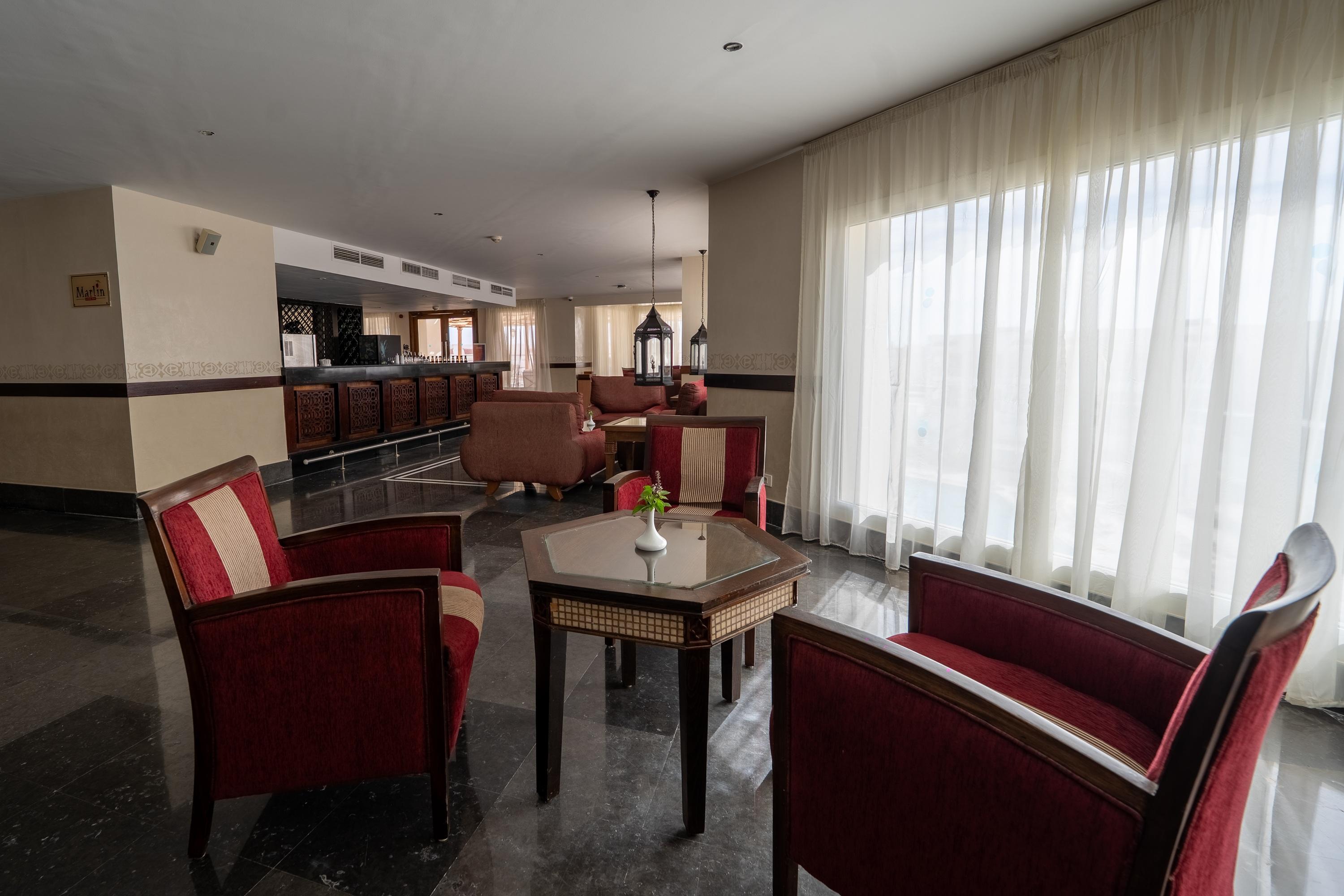 Vista Exterior JAZ Neo Sharks Bay