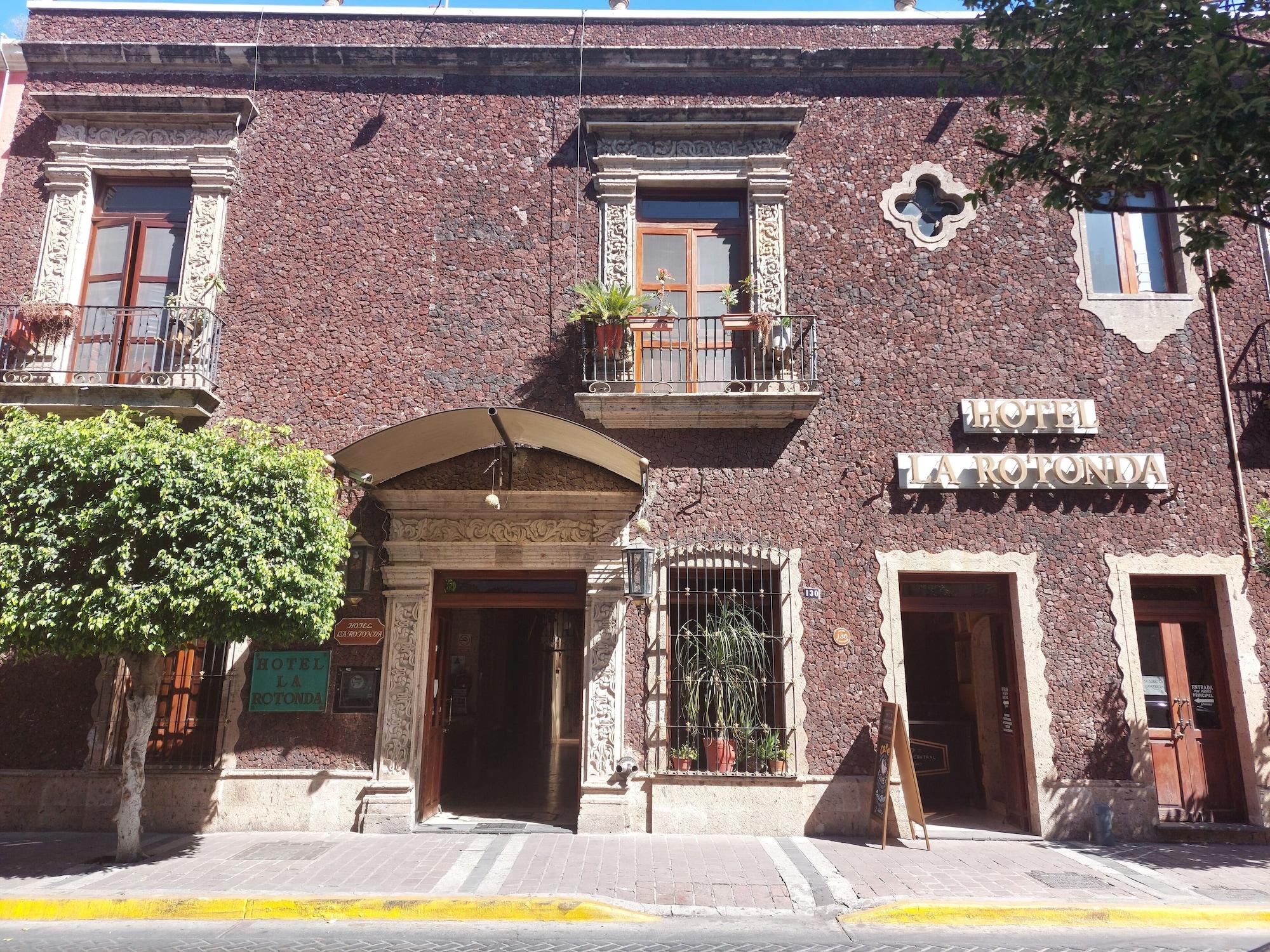 Vista Exterior Hotel La Rotonda