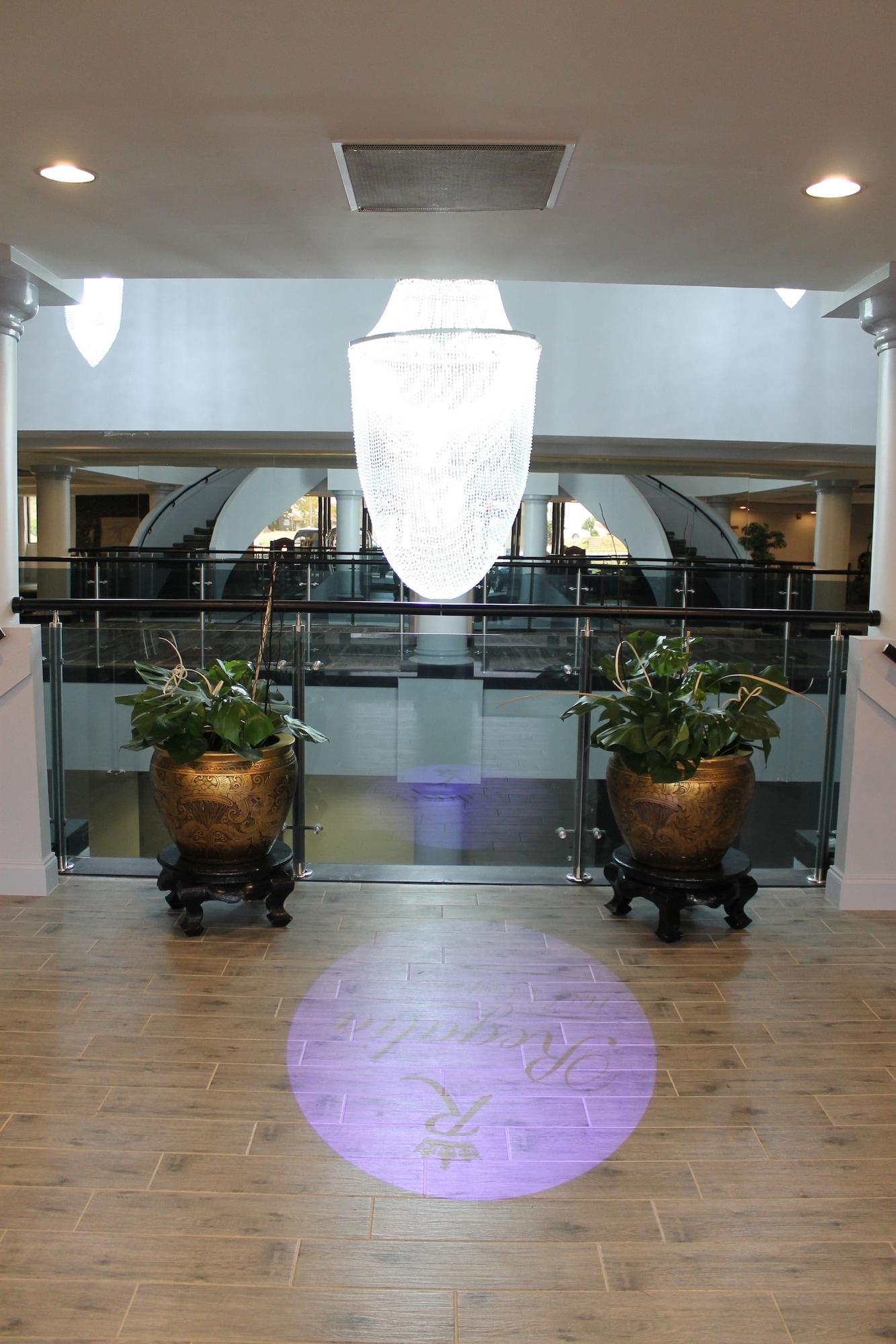 Vista Lobby Regalia Hotel & Conference Center
