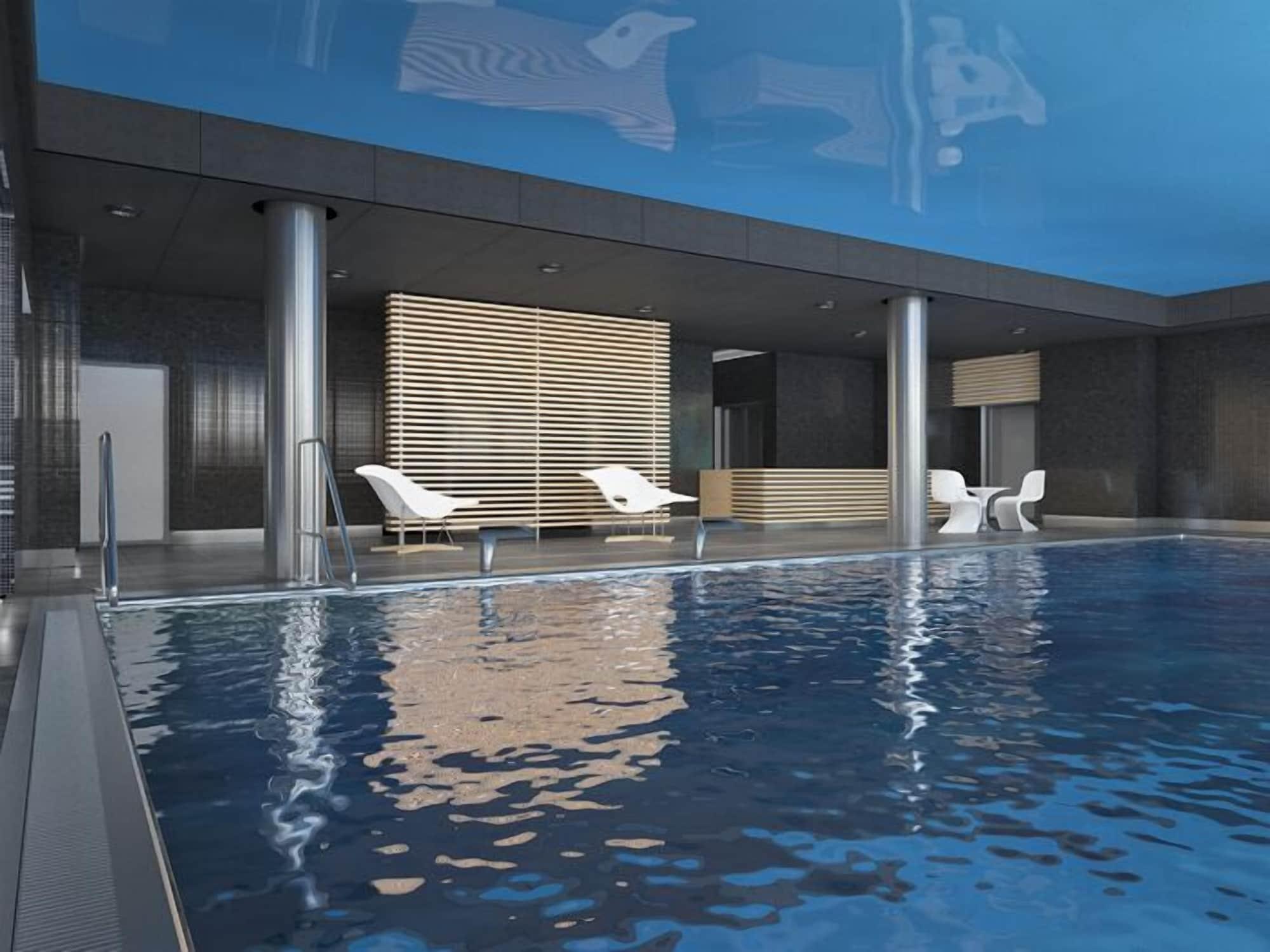 Vista Piscina Bristol ART & Medical SPA