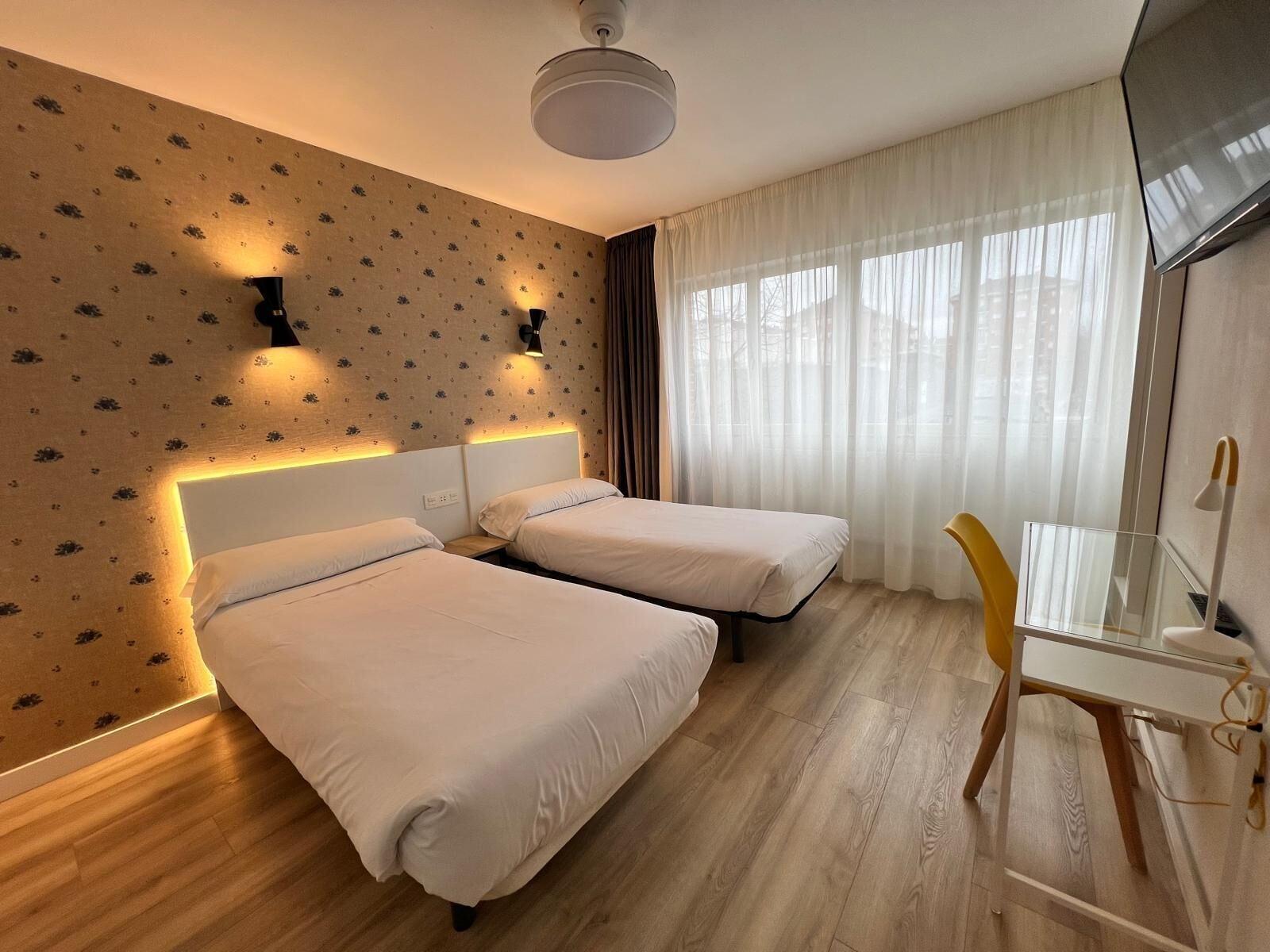 Varios IRAIPE GORBEA HOTEL