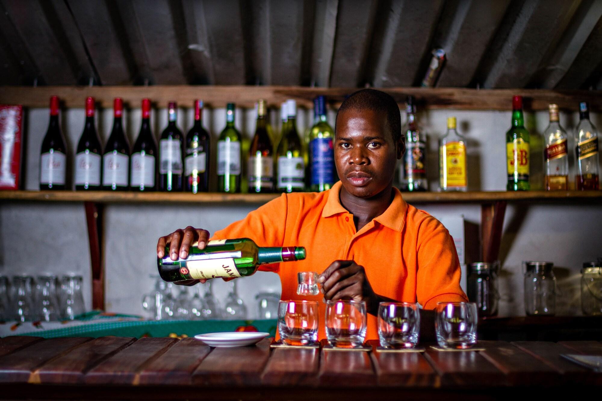 Bar/Salón Hotel Bernna
