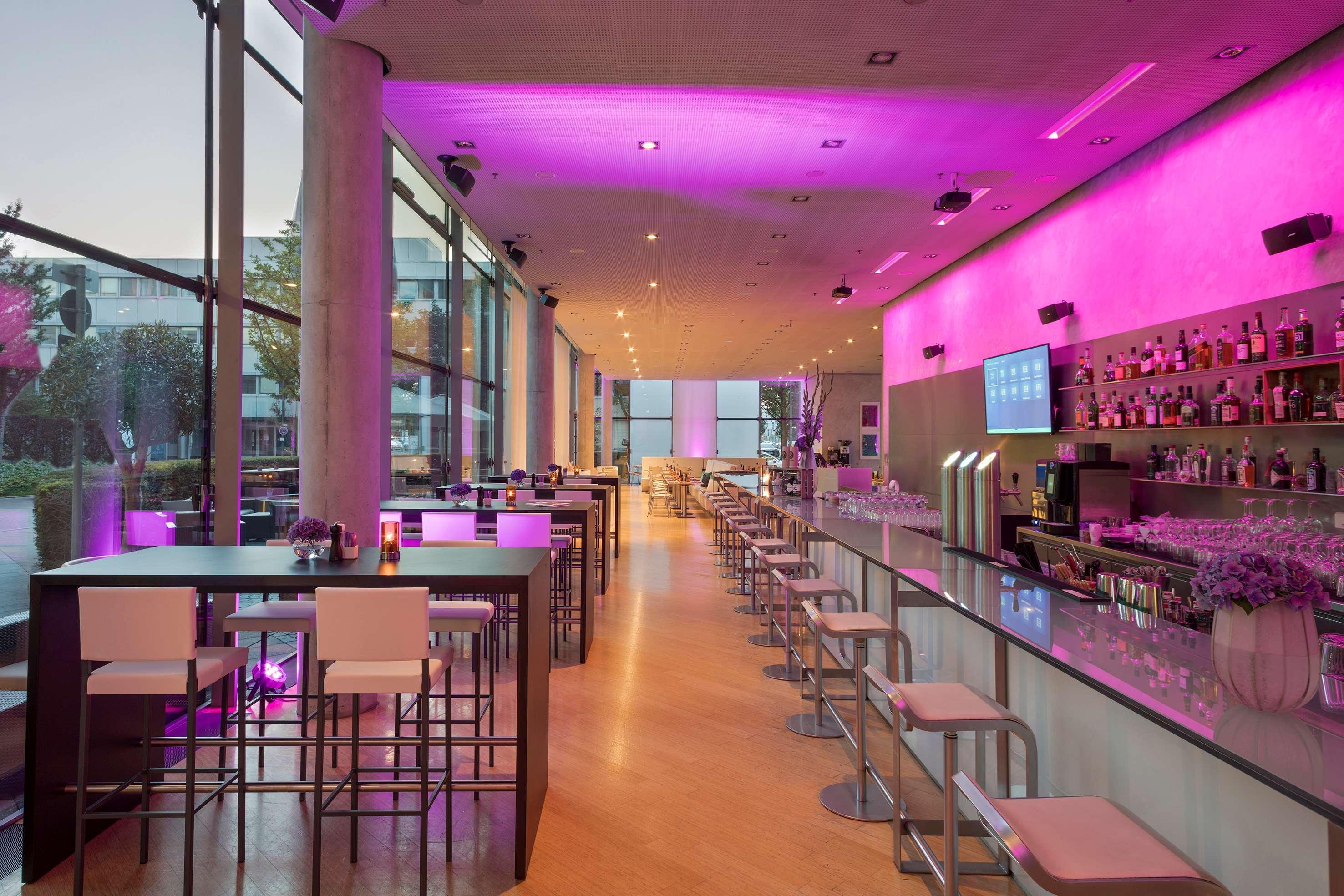 Bar/Salón INNSiDE by Meliá München Parkstadt Schwabing