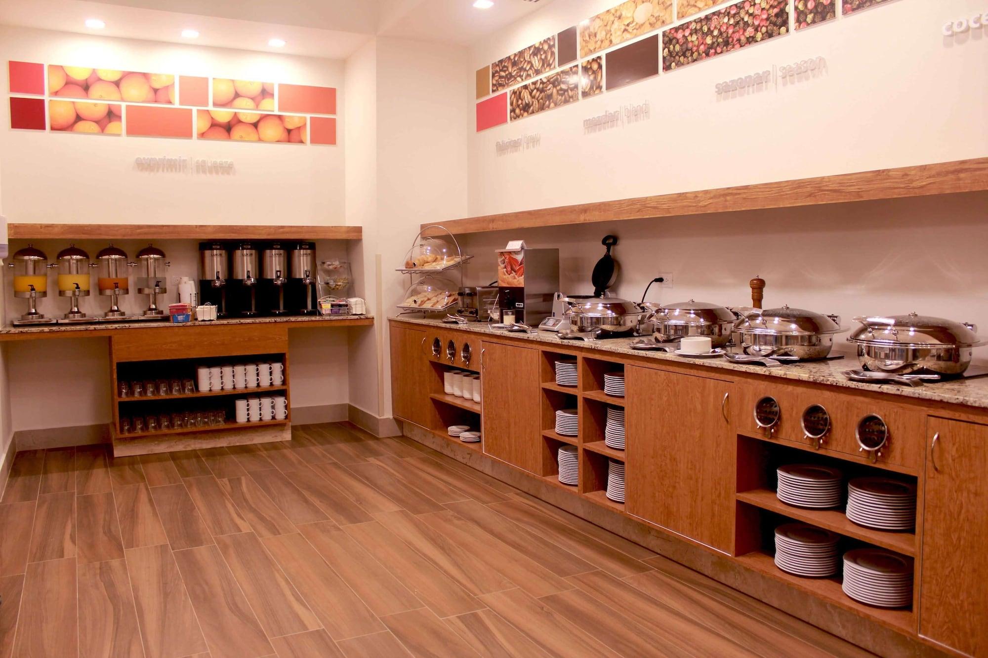 Restaurant Hampton Inn by Hilton Merida