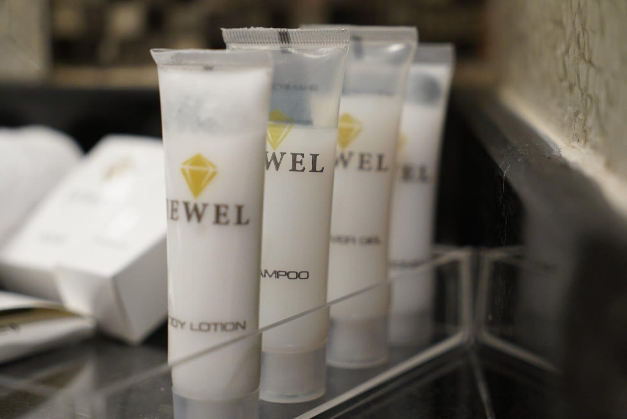 Equipamiento de Habitación Golden jewel hotel