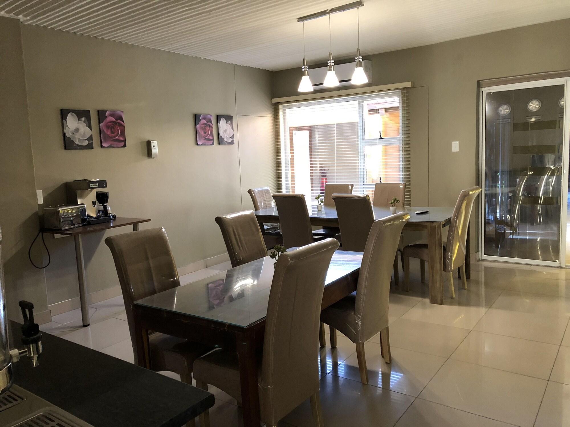 Restaurant City Lodge Boutique Hotel