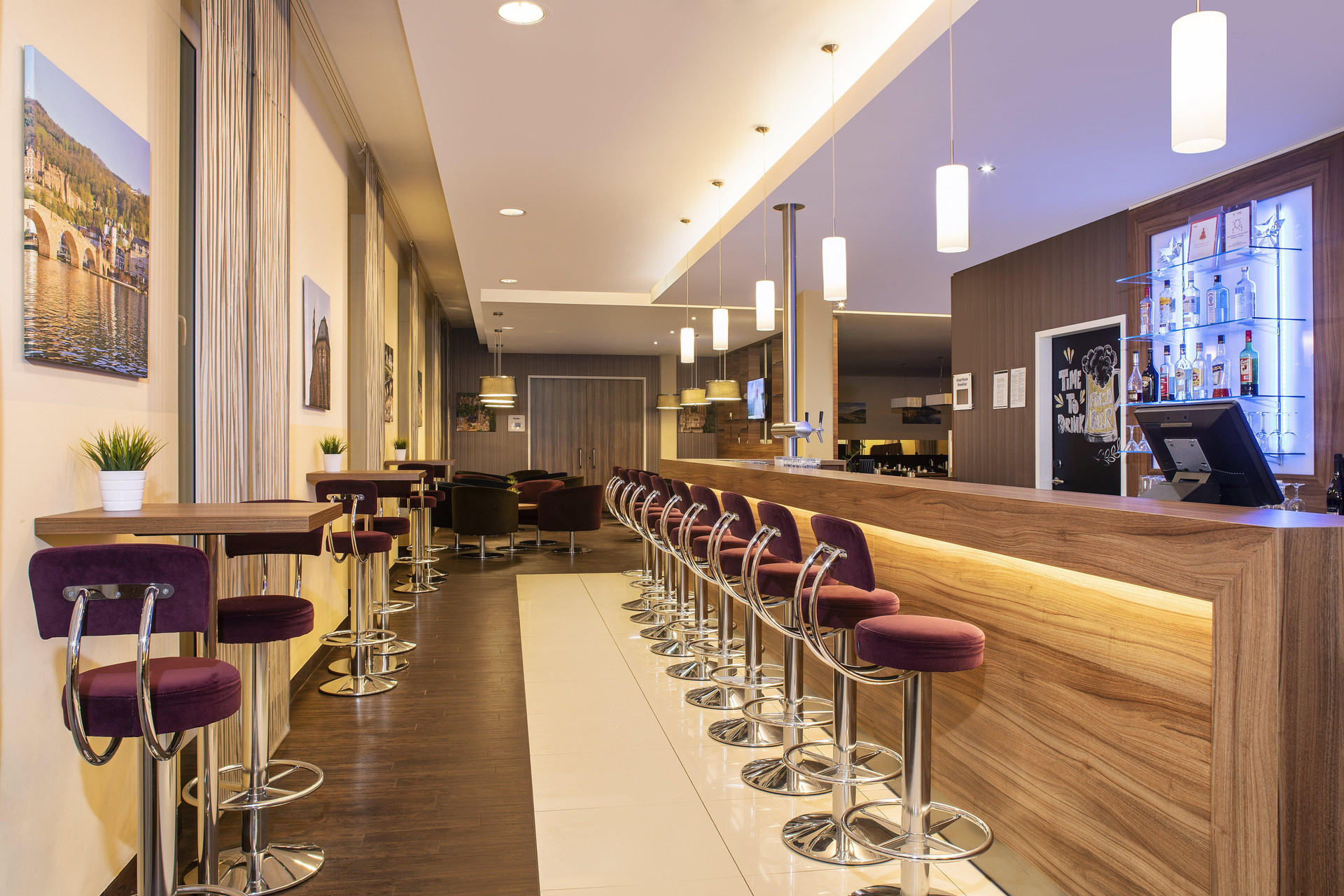 Bar/Salón Premier Inn Heidelberg City Zentrum