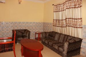 Alojamiento - Carlcon Hotel