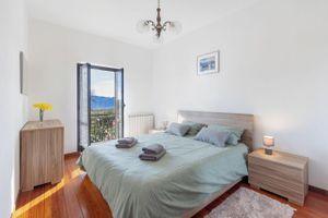 Alquiler Vacacional - Detached house with garden and parking space