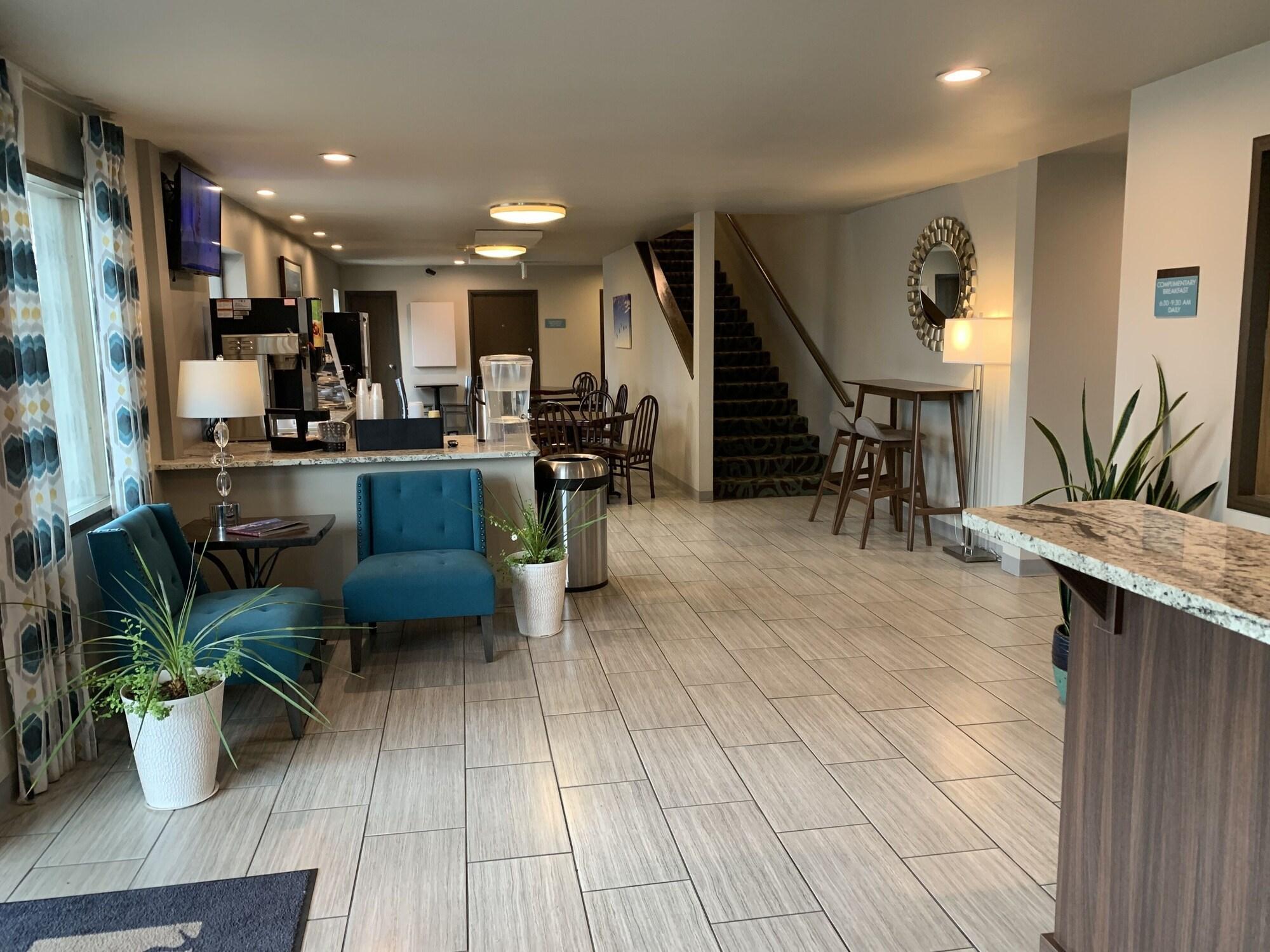 Vista Lobby Baymont by Wyndham Monte Vista