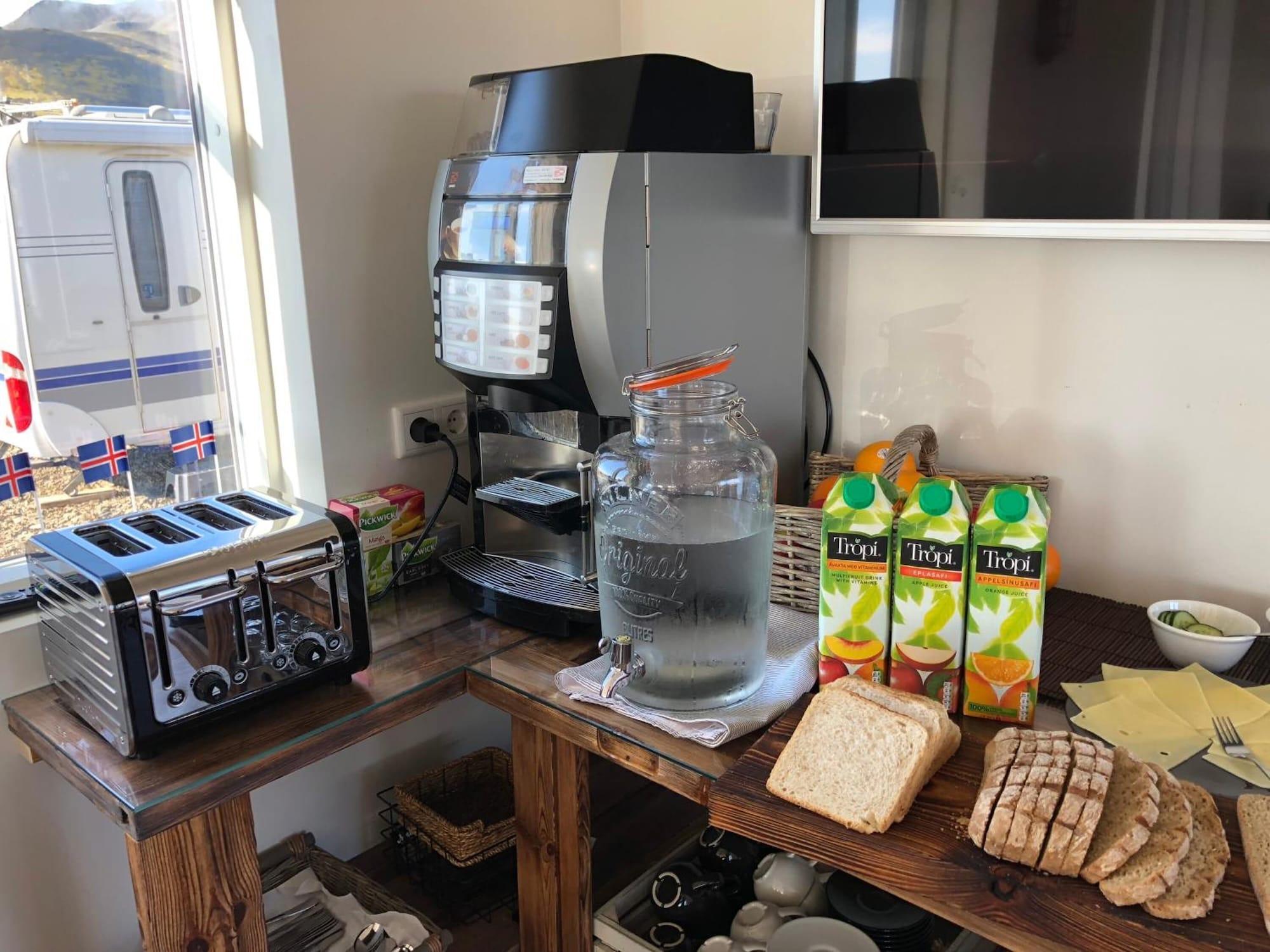 Restaurant Hrafnavellir Guest House