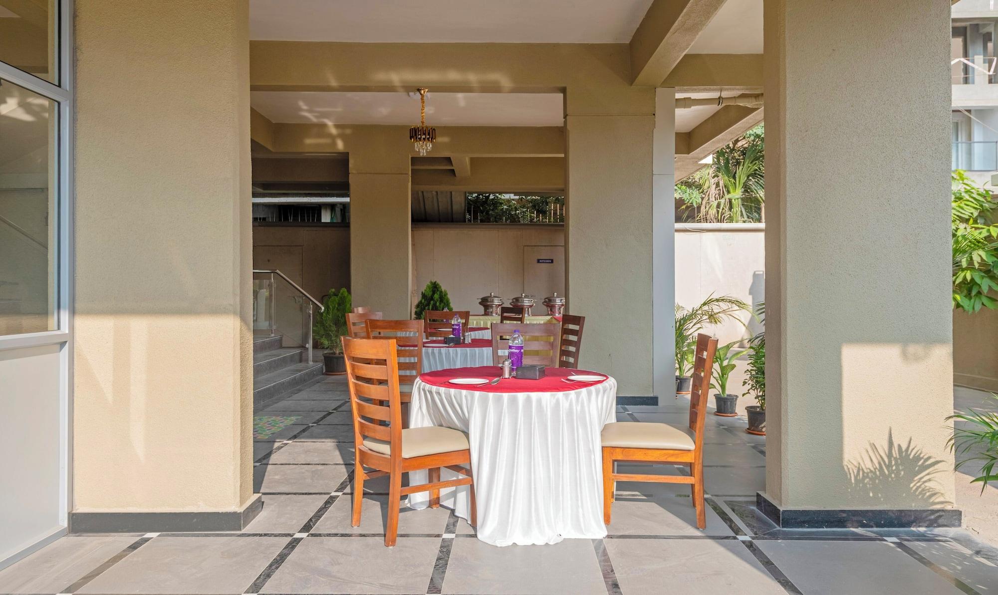 Restaurant Treebo Sunrise Apartments
