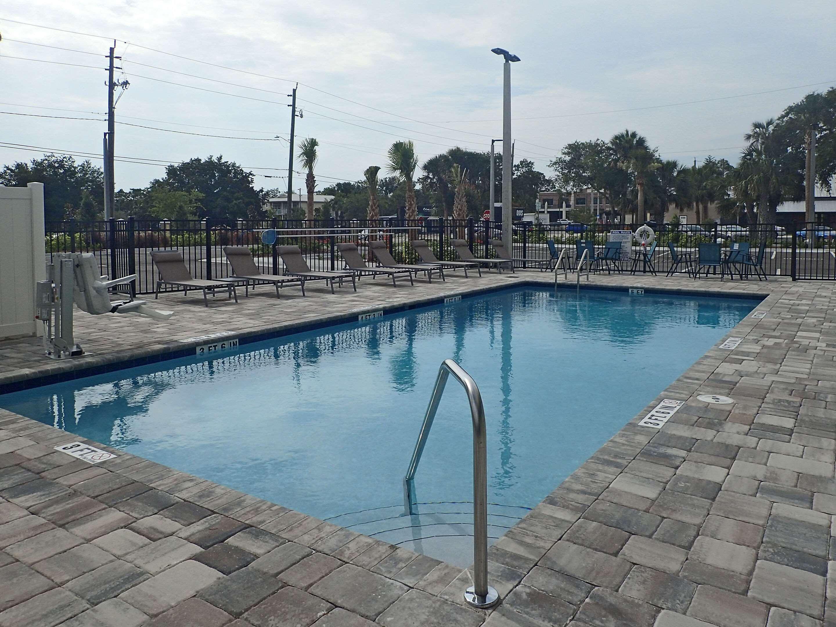 Vista Piscina Comfort Suites St. Augustine Historic District Area