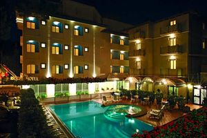 Alojamiento - Ricchi