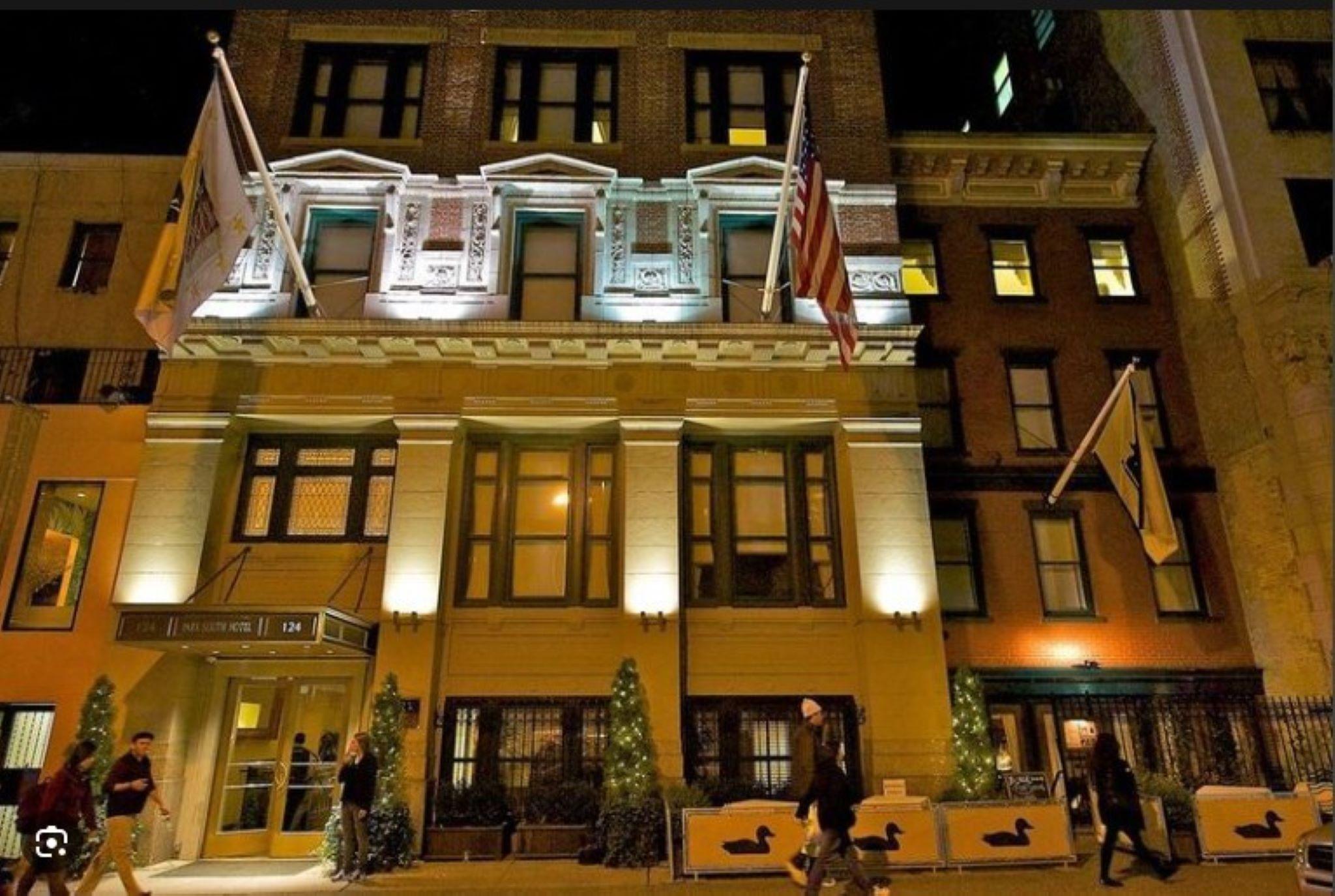 Vista Exterior Park South Hotel, part of JdV by Hyatt