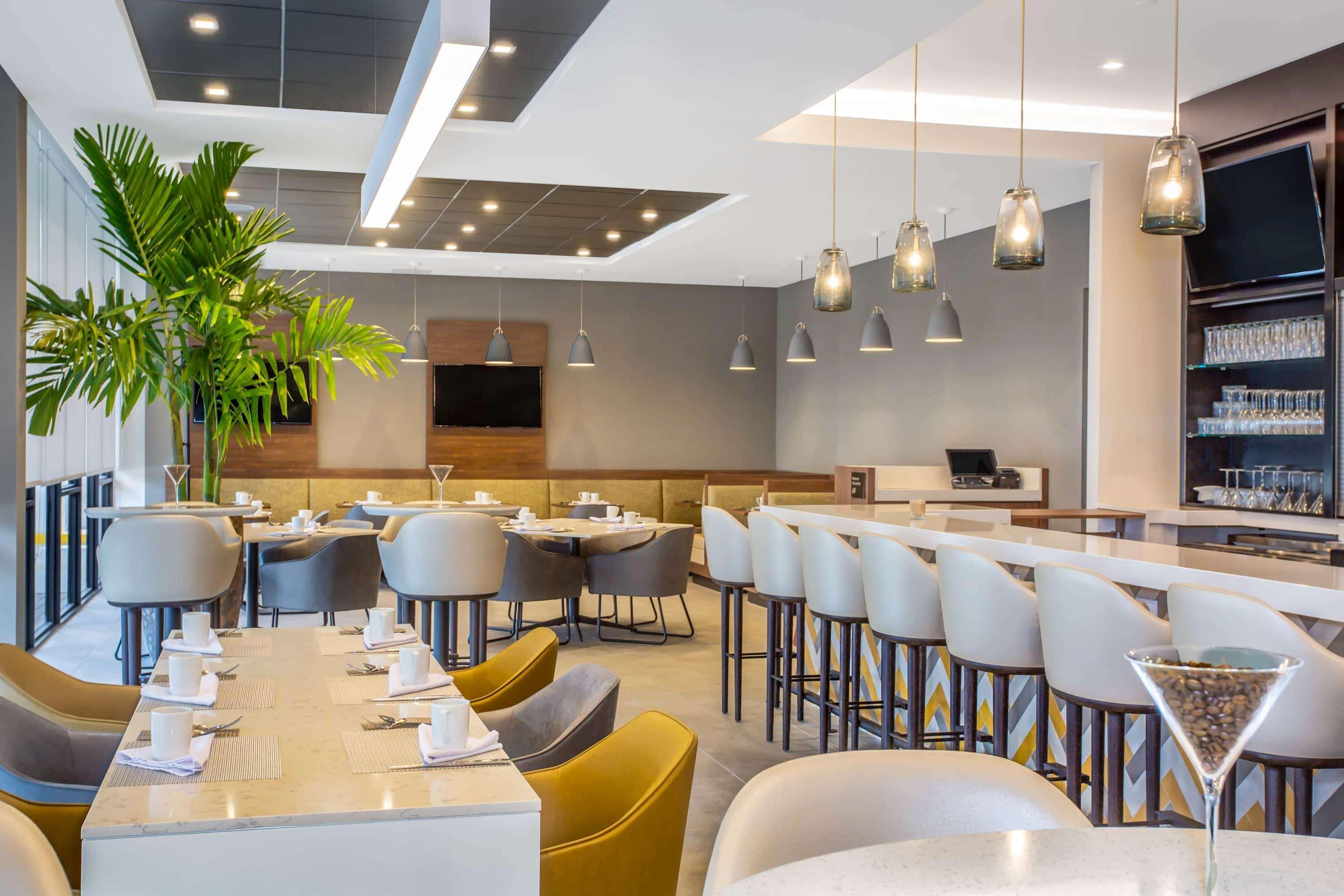 Restaurant Wyndham Garden Ft Lauderdale Airport & Cruise Port