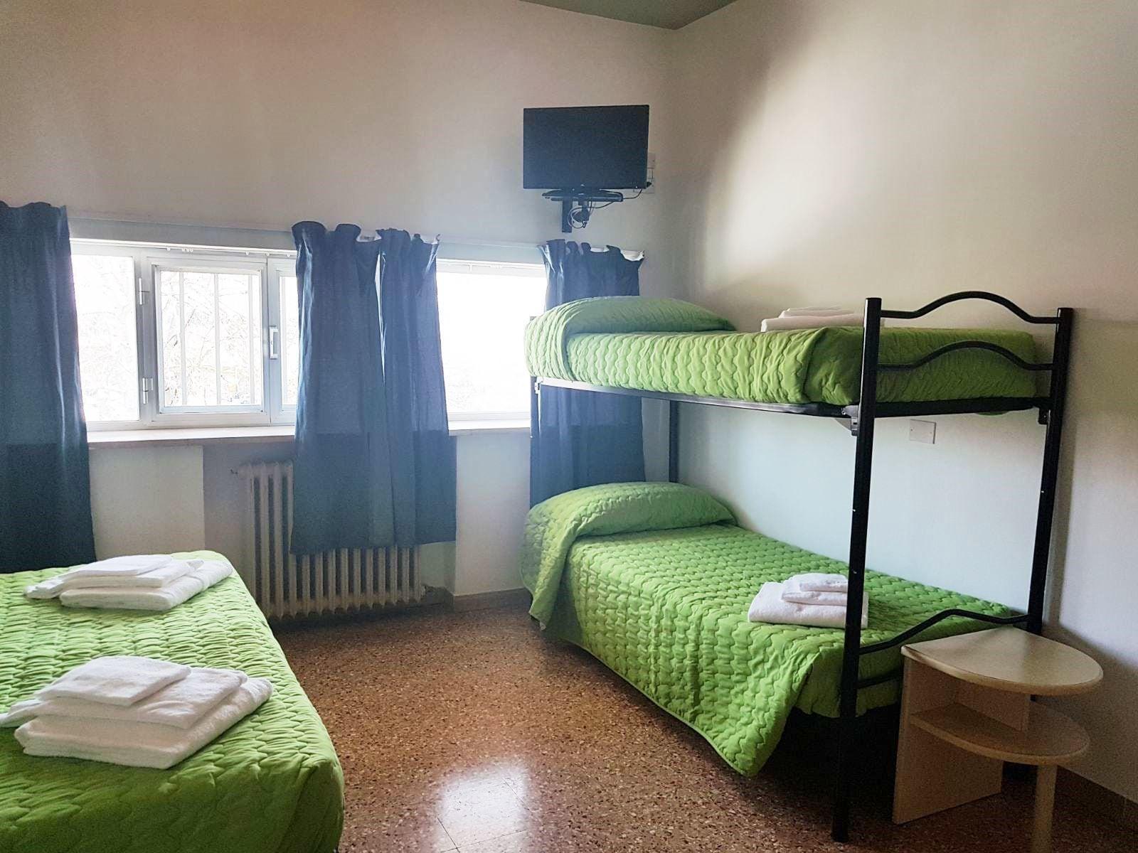 Varios HOTEL MORELLI