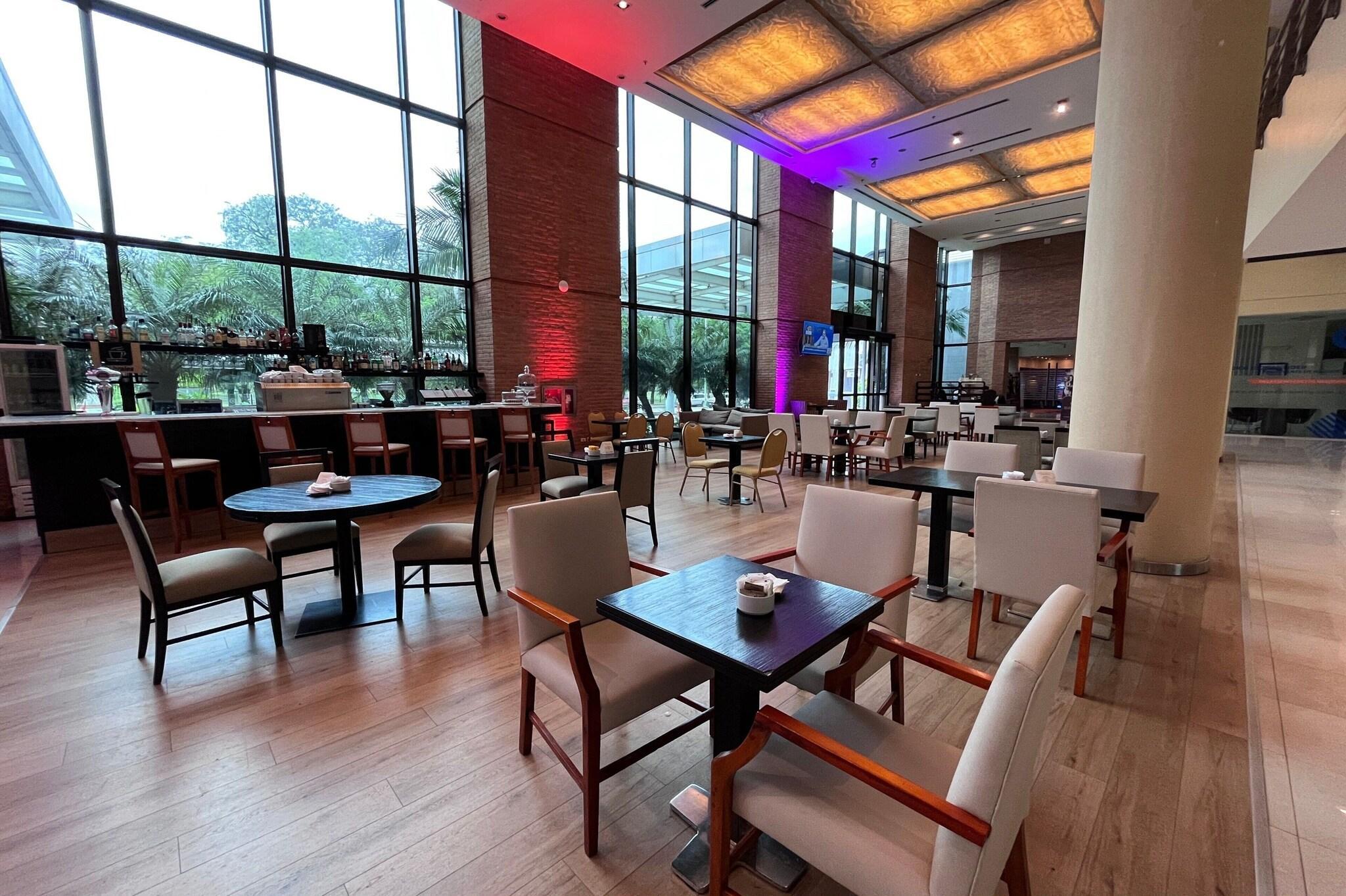 Vista Lobby Sheraton Tucuman Hotel