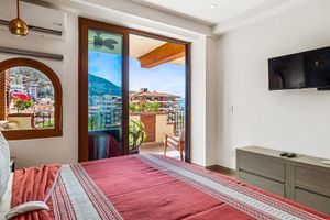 Renta temporal - Modern - Fast WIFI - Rooftop Pool - Very Walkable - Old Town - Beachfront!