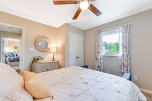 Alquiler Vacacional - Mooresville Vacation Rental - Walk to Lake Norman!
