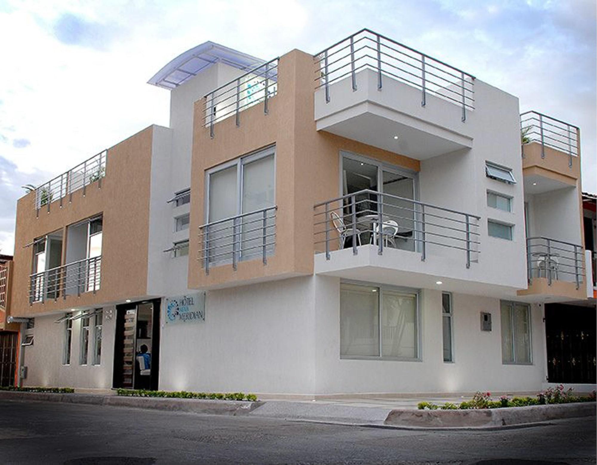 Vista Exterior Hotel Neiva Meridian