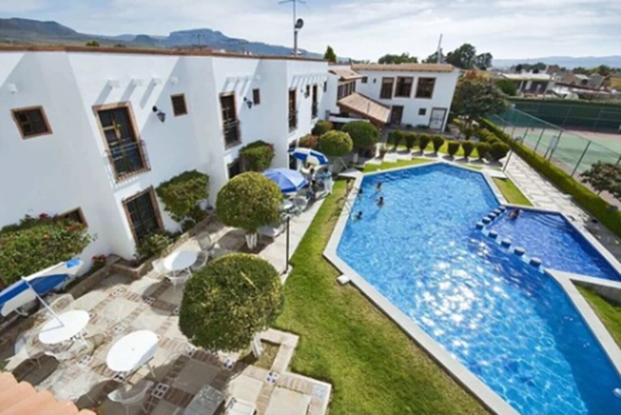 Vista Exterior Hotel La Mansión