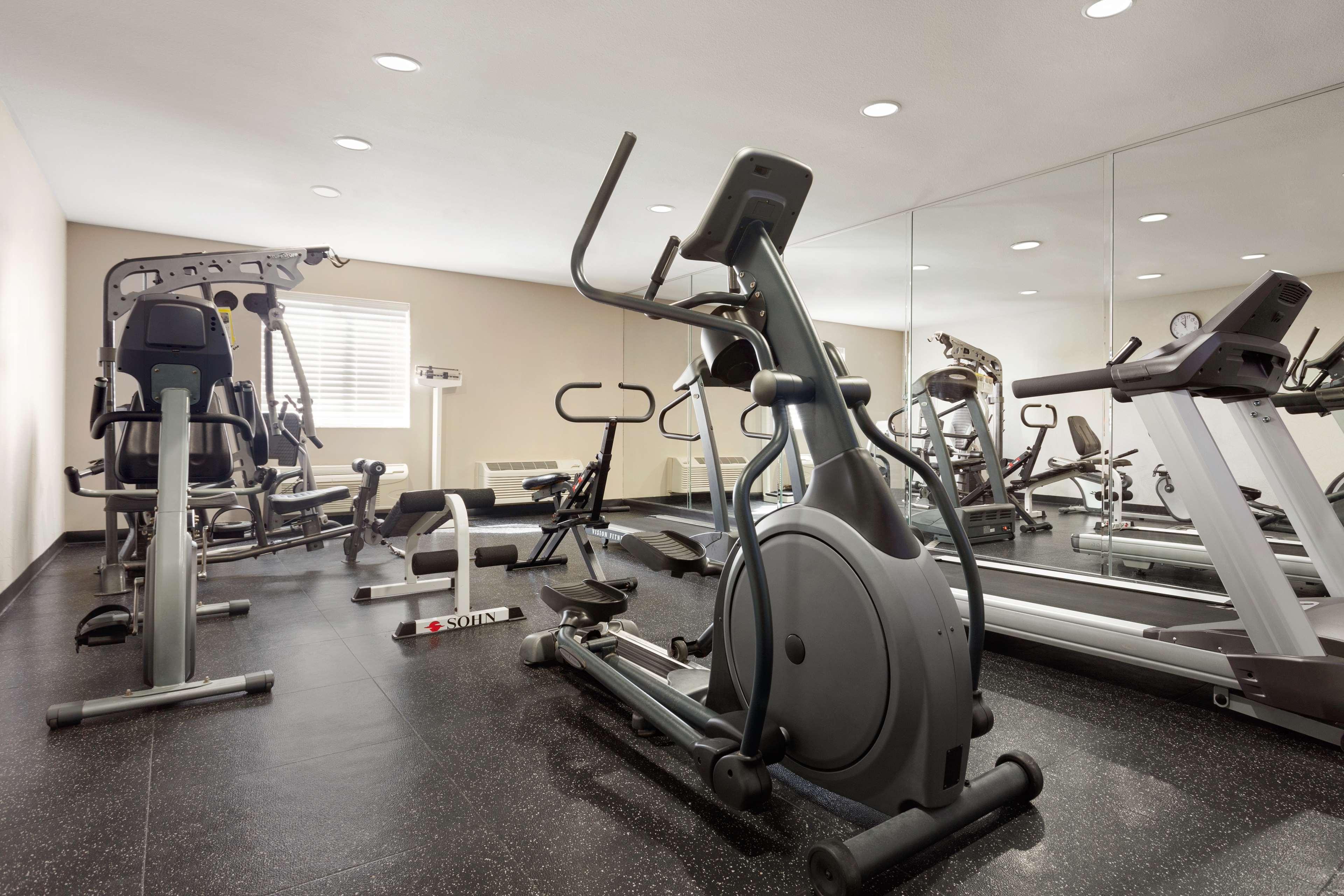 Instalaciones Recreativas Country Inn & Suites by Radisson, Lackland AFB (San Antonio), TX