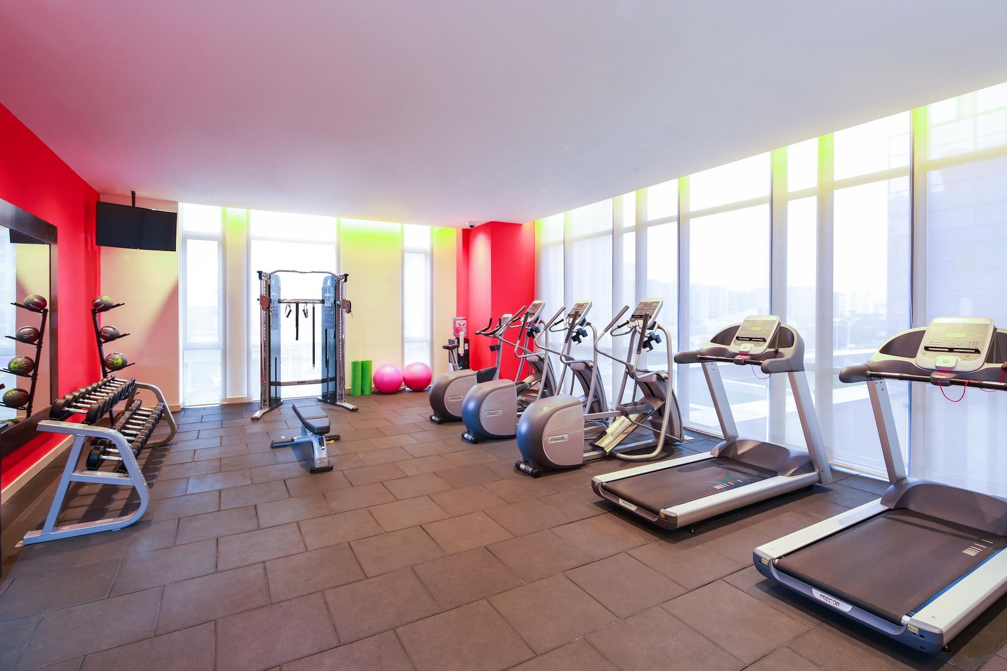 Gimnasio Hilton Garden Inn Ningbo