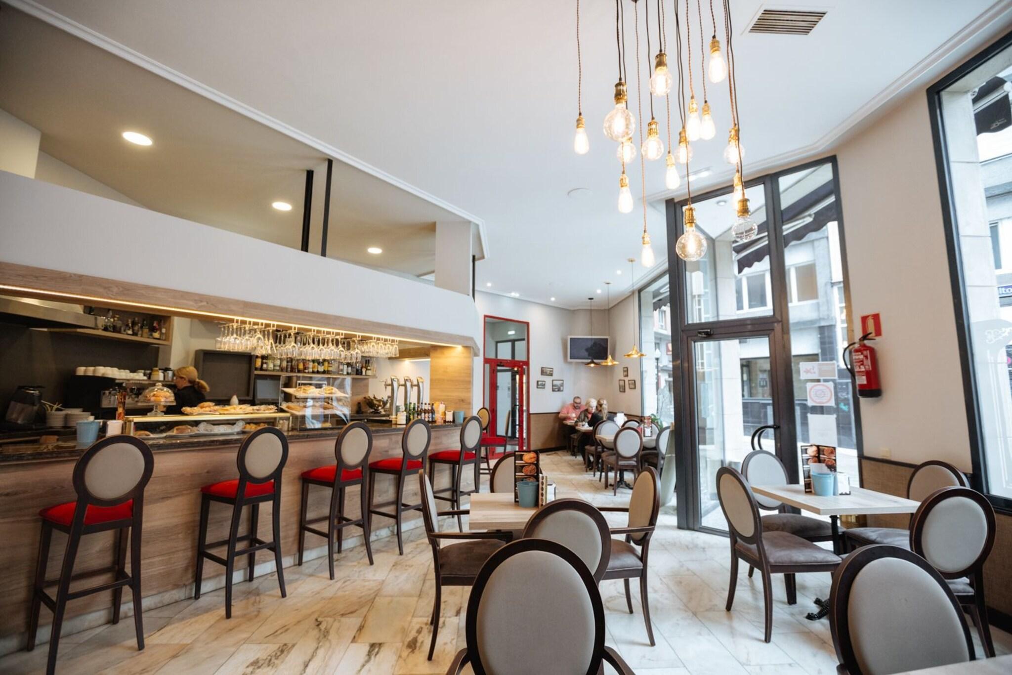 Bar/Salón Hotel Don Manuel