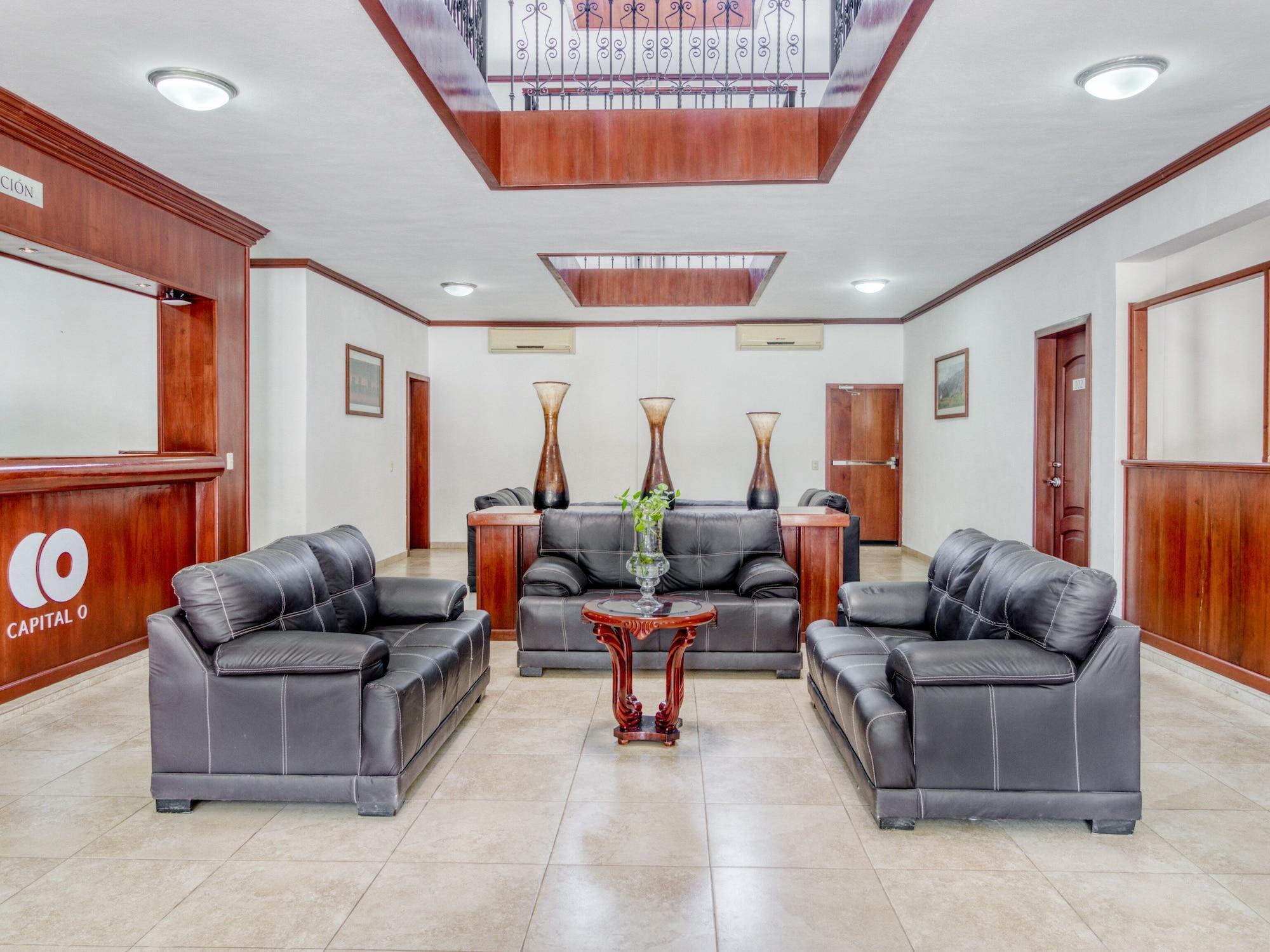 Vista Lobby Monte Salerno Hotel & Suites