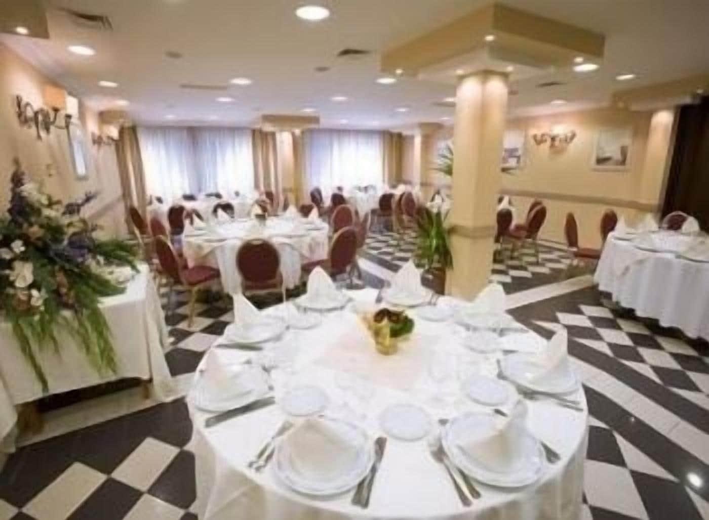 Salón de Baile Hotel Feria