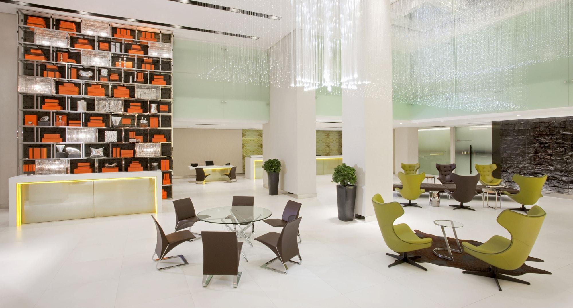 Vista Lobby Midas Hotel & Casino