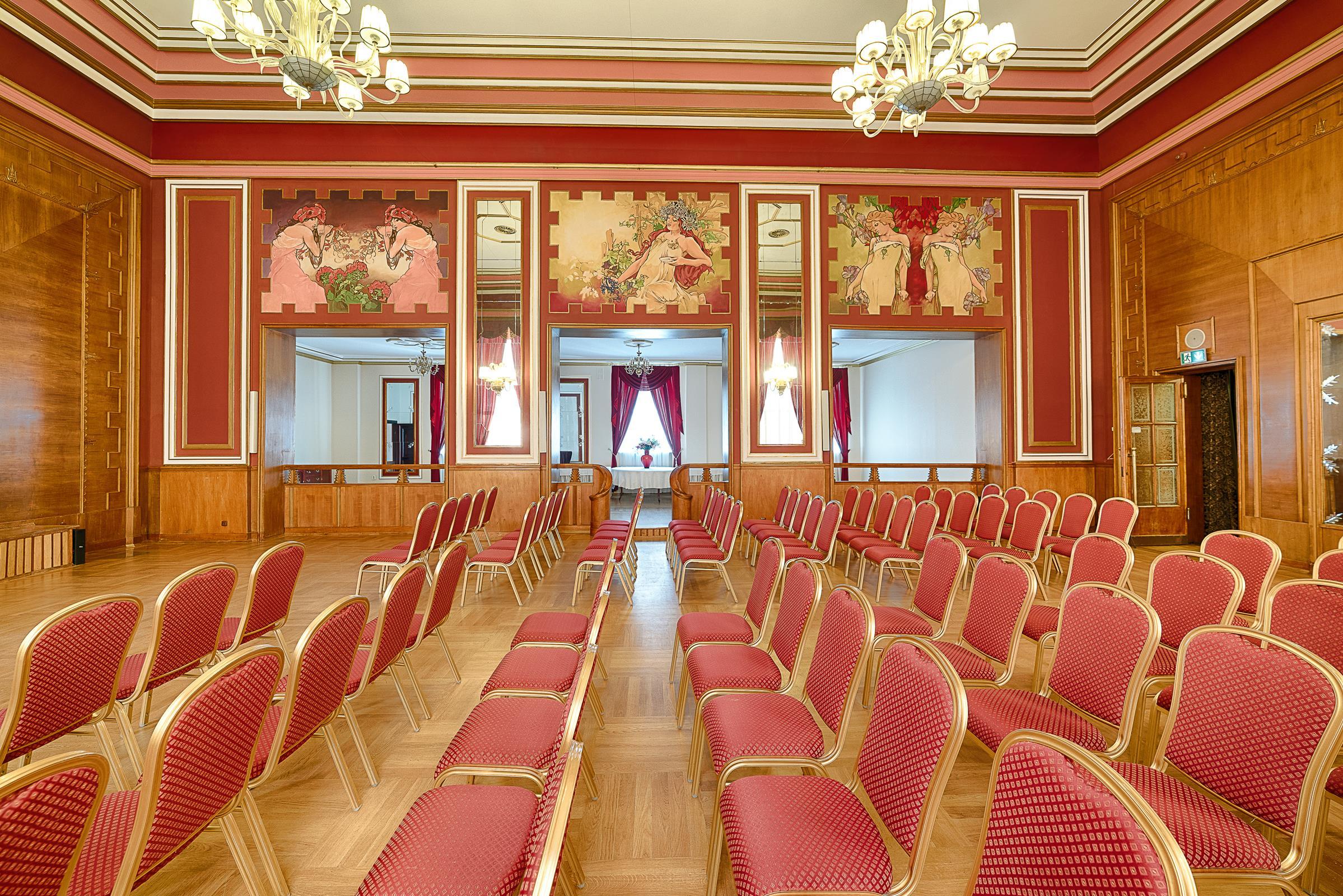 Centro de Negocios Focus Hotel Premium Pod Orłem