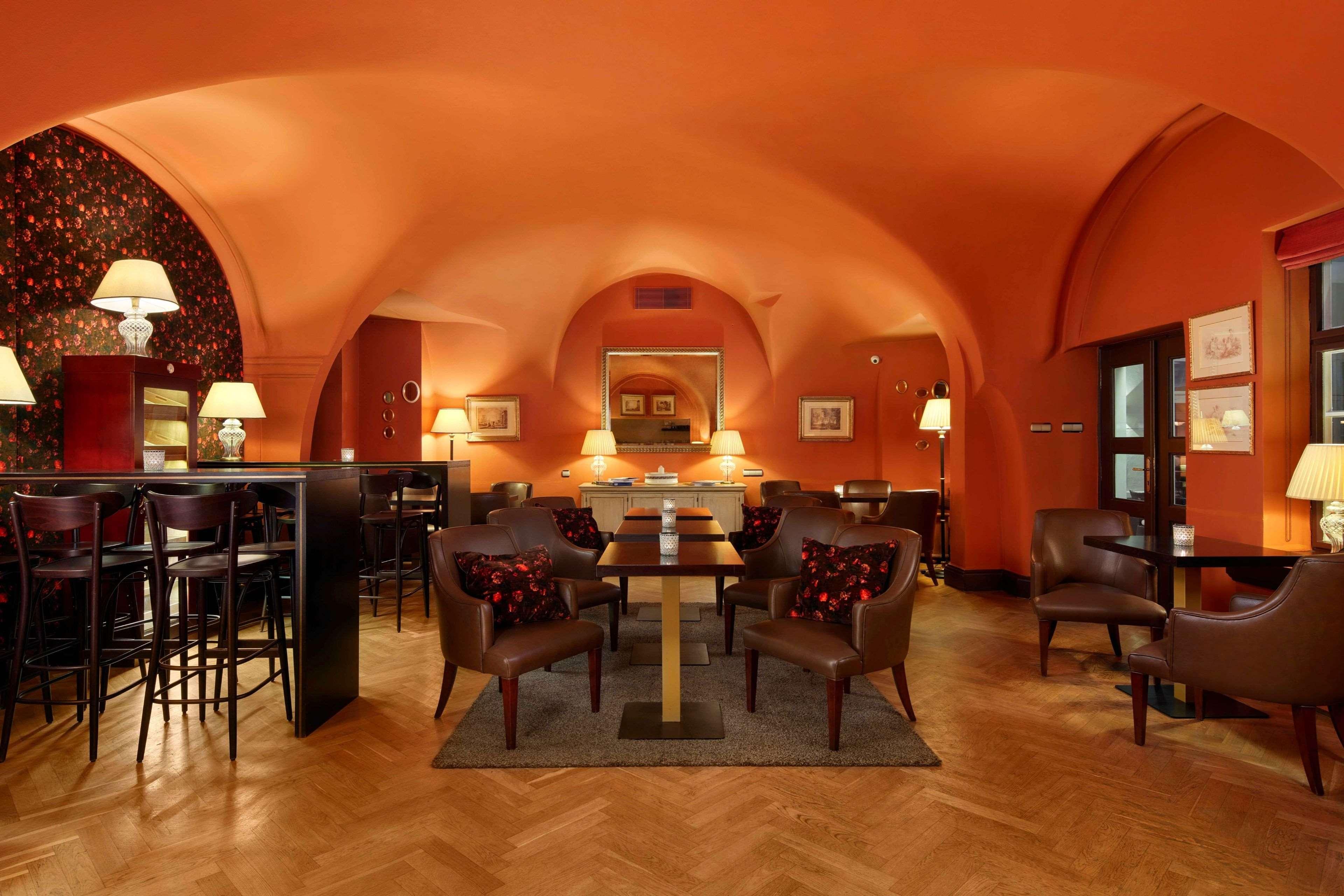 Bar/Salón The Mozart Prague by Accor