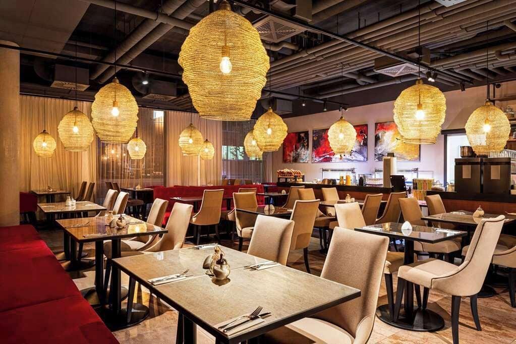 Restaurant DORMERO DeHo Linz