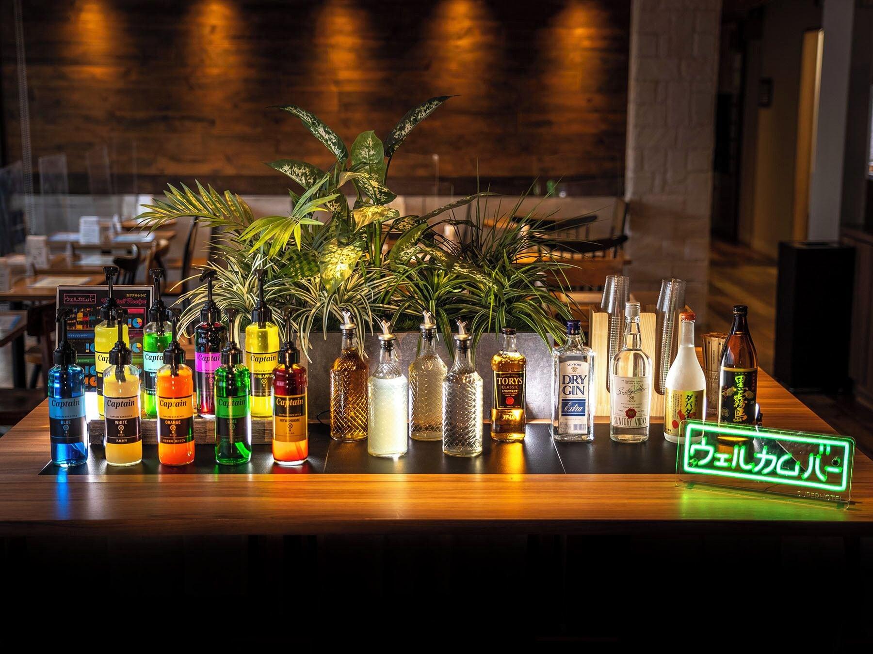Bar/Salón Super Hotel Kochi