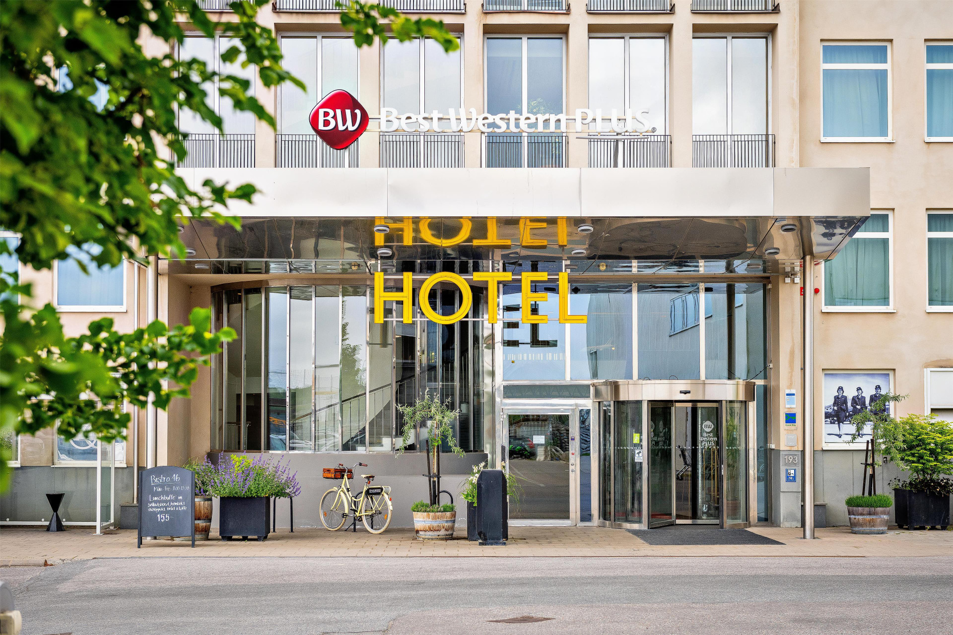Vista Exterior Best Western Plus Sthlm Bromma