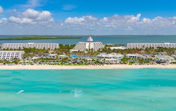 The Grand Oasis Cancún All Inclusive - Hoteles cerca del Aeropuerto de Cancún