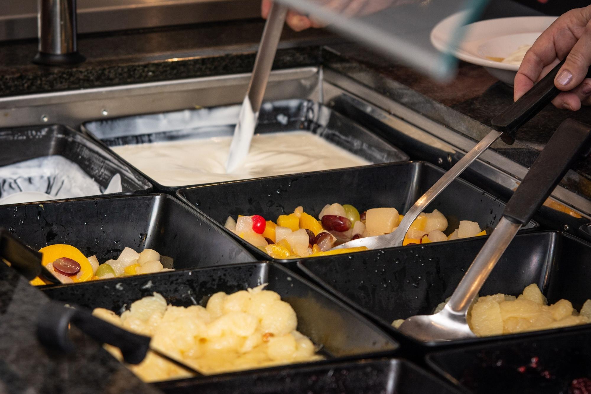 Restaurant TLH Derwent Hotel - TLH Leisure, Entertainment and Spa Resort