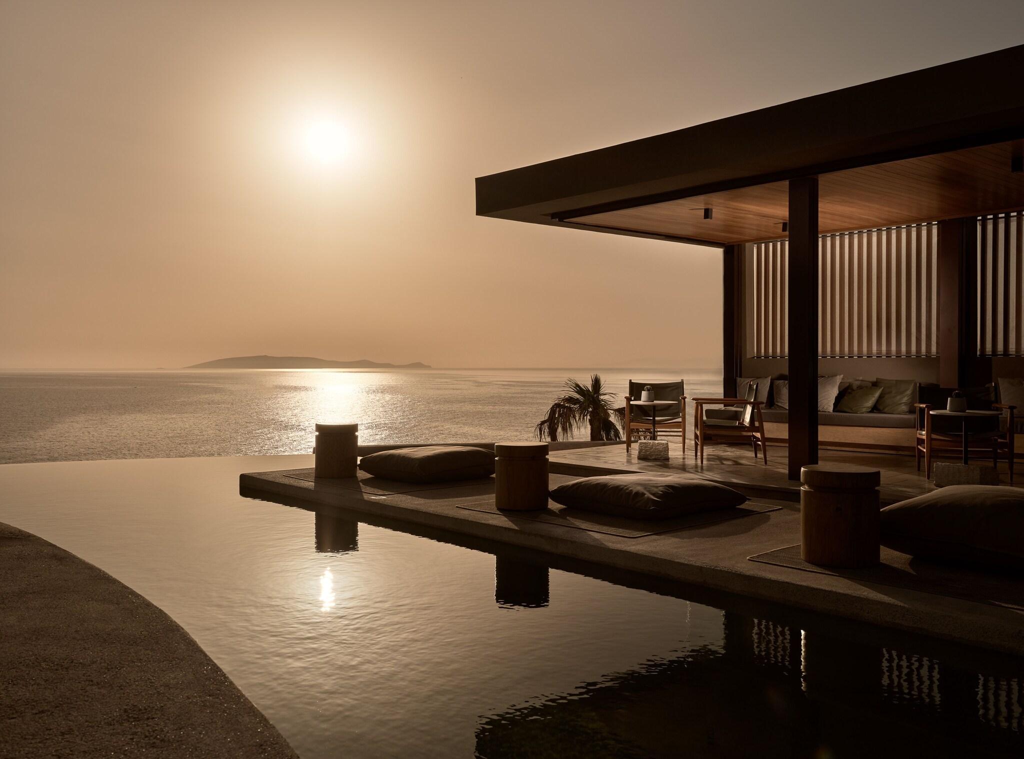 Vista Exterior Acro Wellness Suites - Adults Only