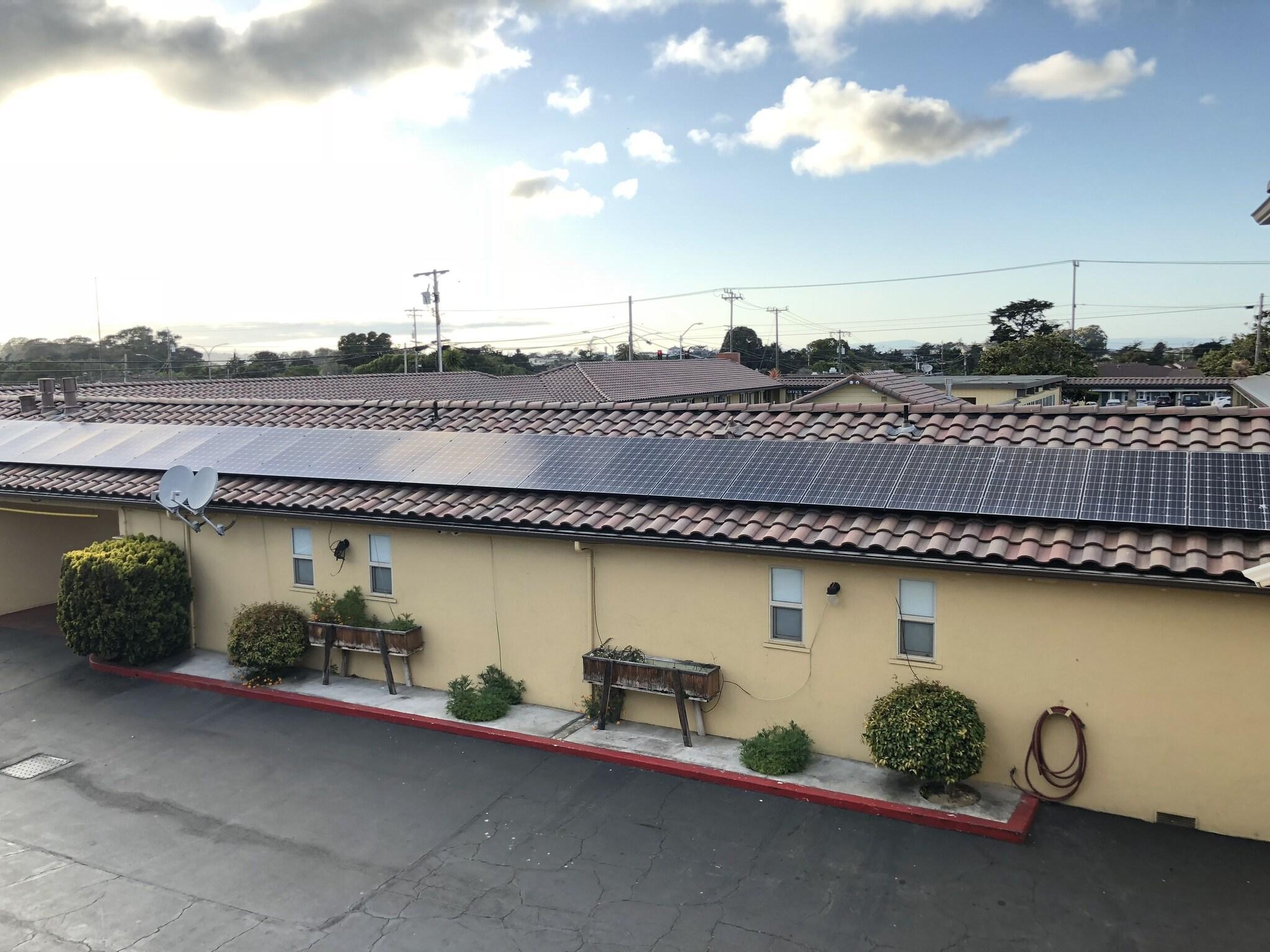 Vista Exterior El Castell Motel