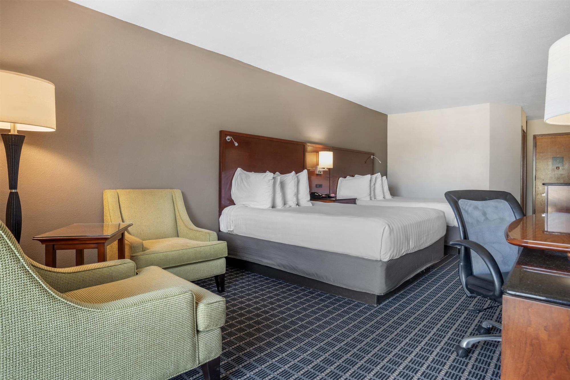 Habitación SureStay Plus Hotel by Best Western Greenwood