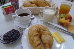 Alojamiento - Jeshua Inn Guayaquil