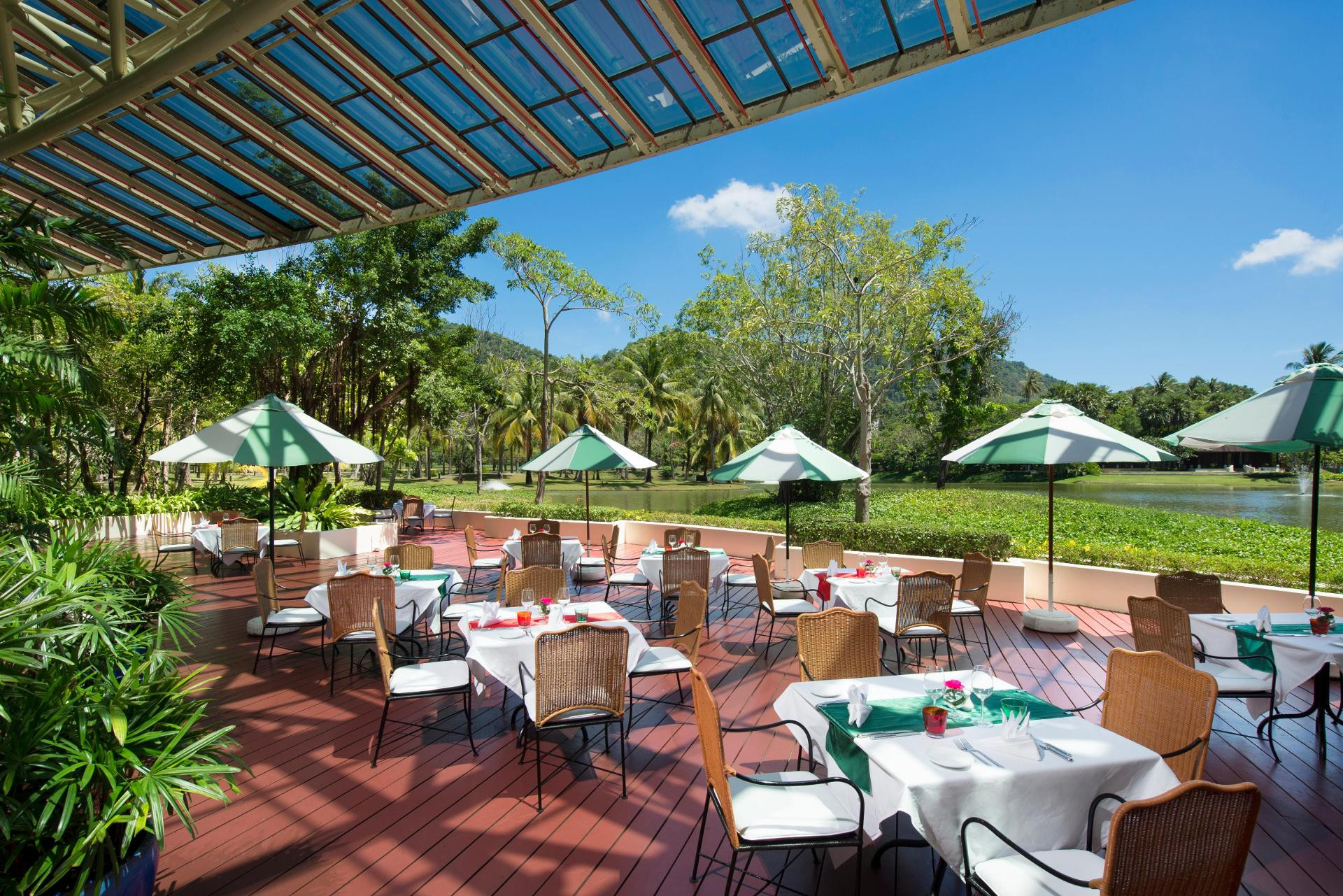 Restaurant Pullman Phuket Karon Beach Resort