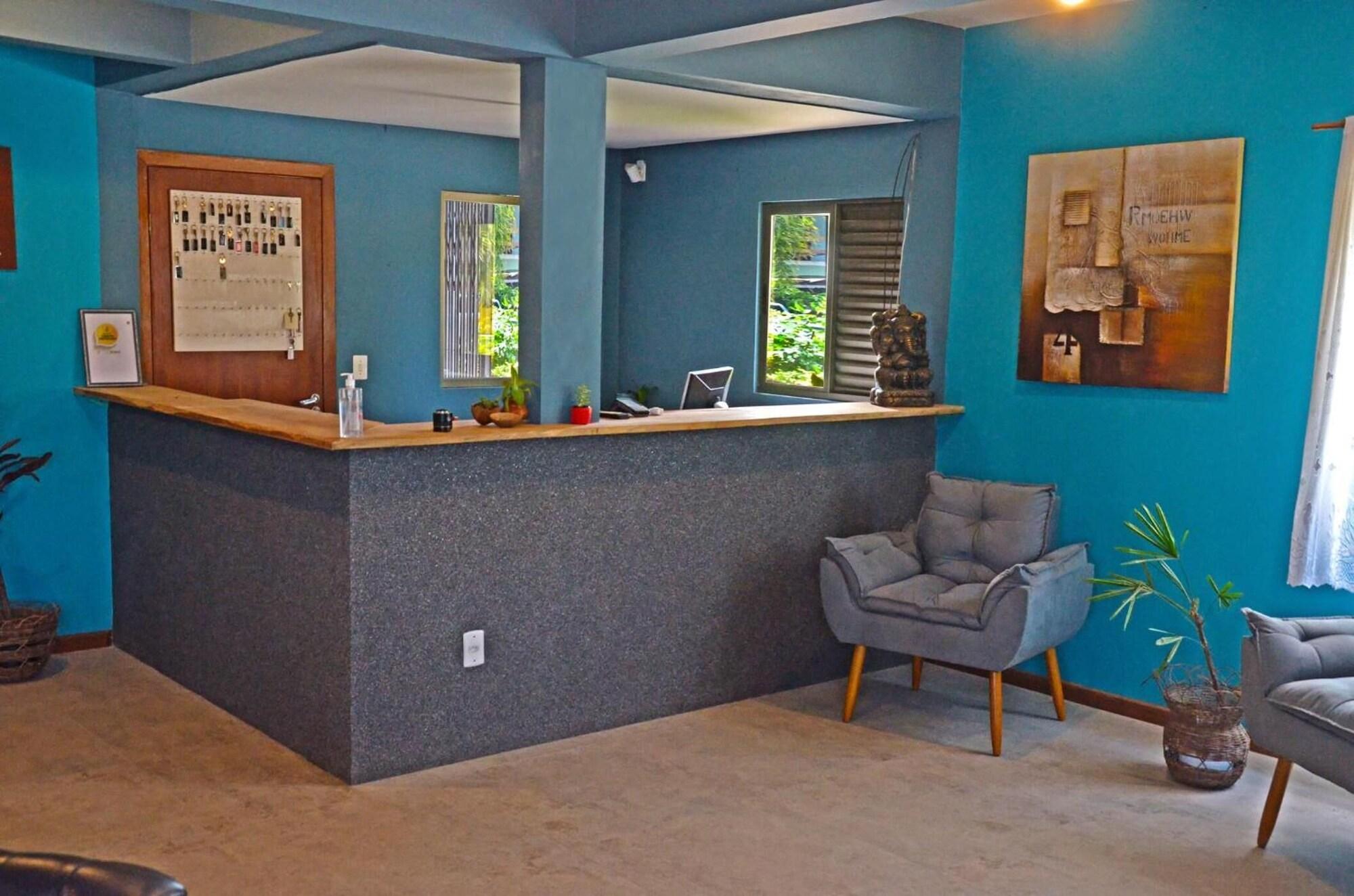 Vista Lobby Pousada La Ferrugem Suites