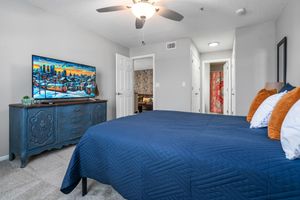 Alquiler Vacacional - Welcome to The Conservatory, your dream home away from home in Atlanta.