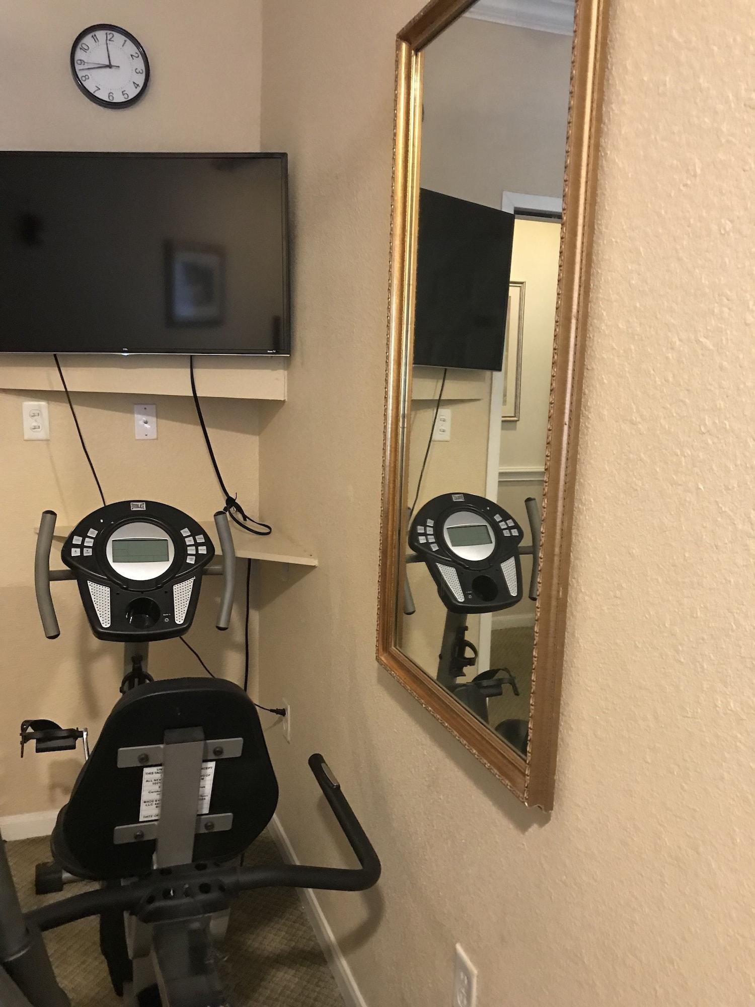 Gimnasio Athens Hotel Suites