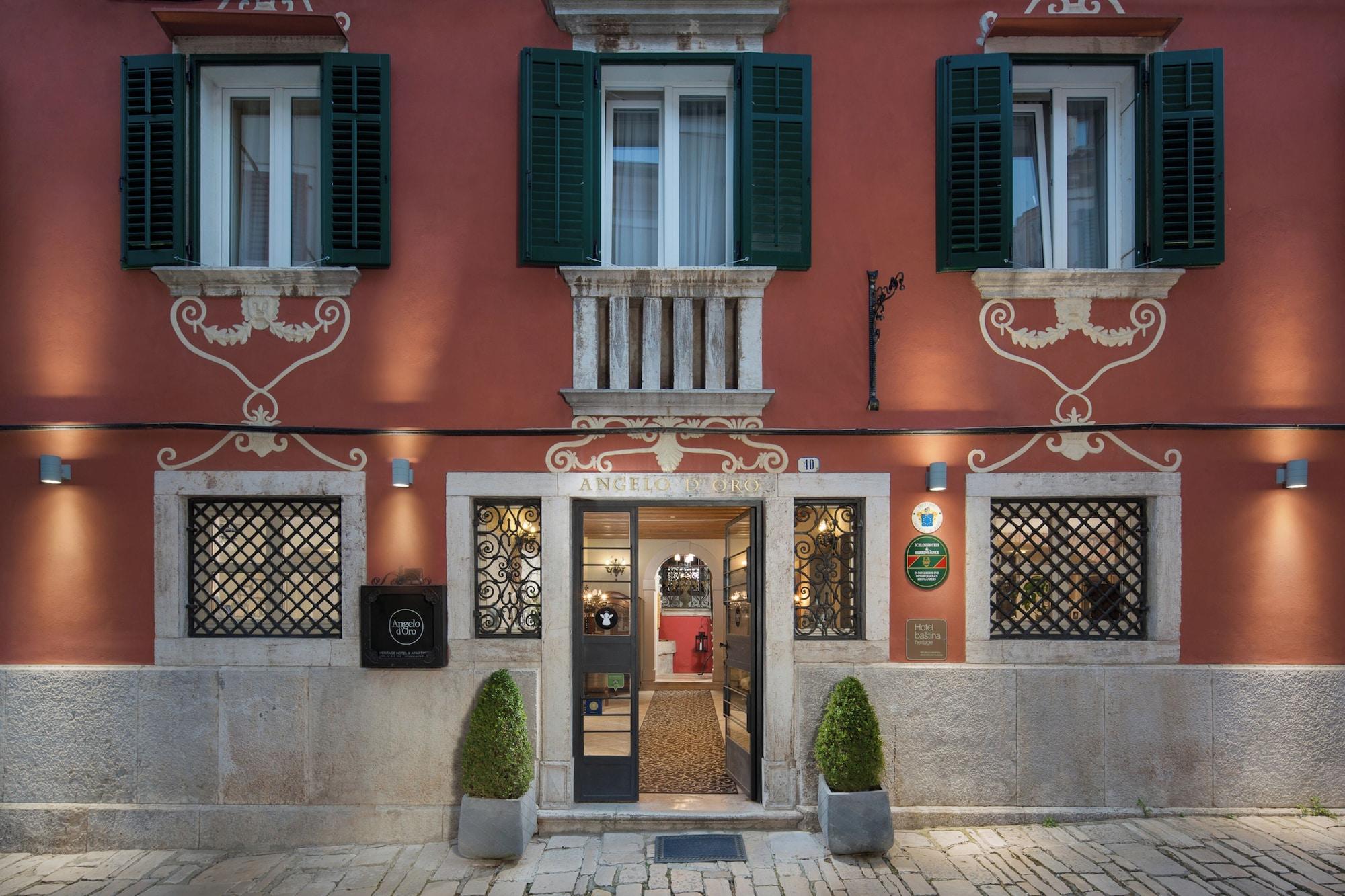 Varios Heritage Angelo d'Oro Hotel